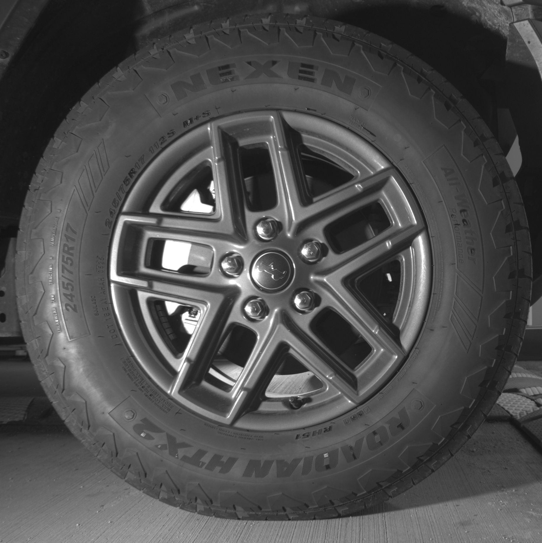 Thumbnail: 2025 Jeep Wrangler - 13