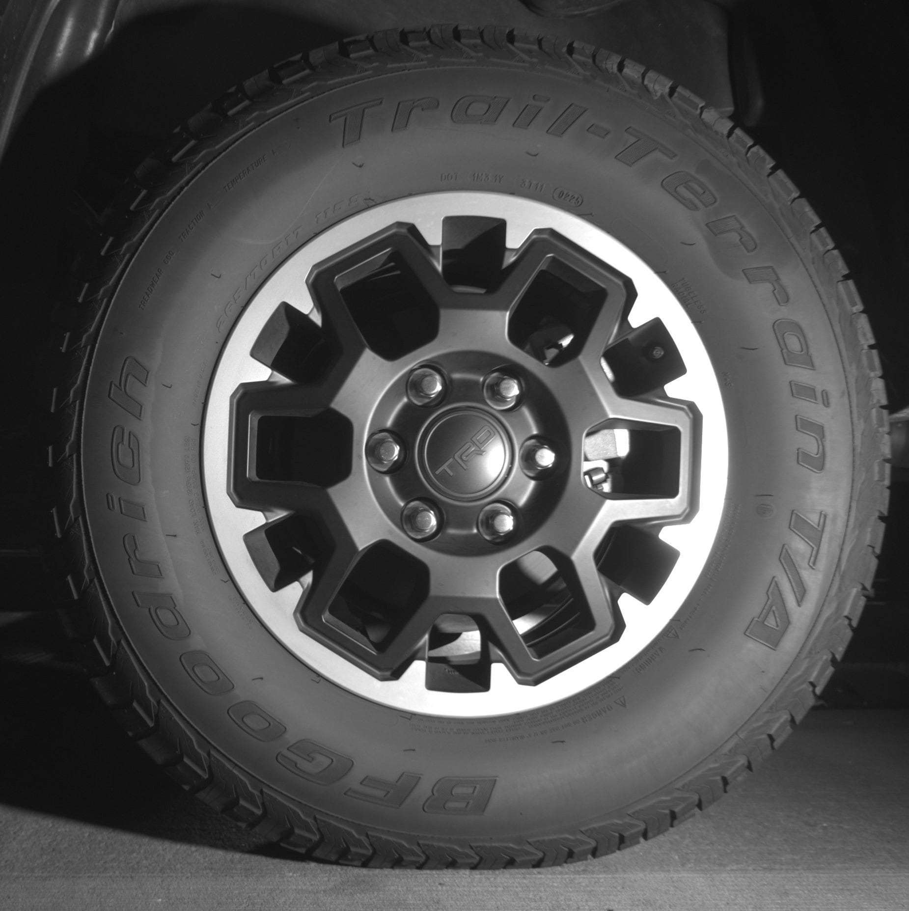 Thumbnail: 2025 Toyota Tacoma - 14