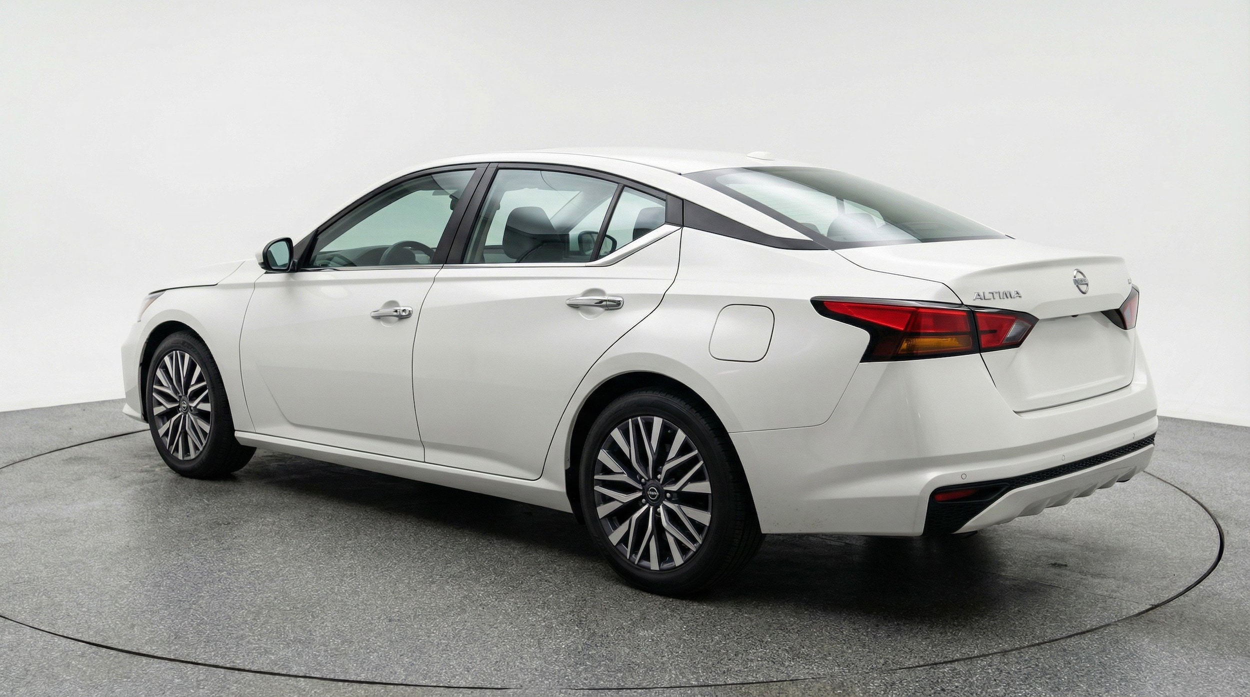 Thumbnail: 2025 Nissan Altima - 6