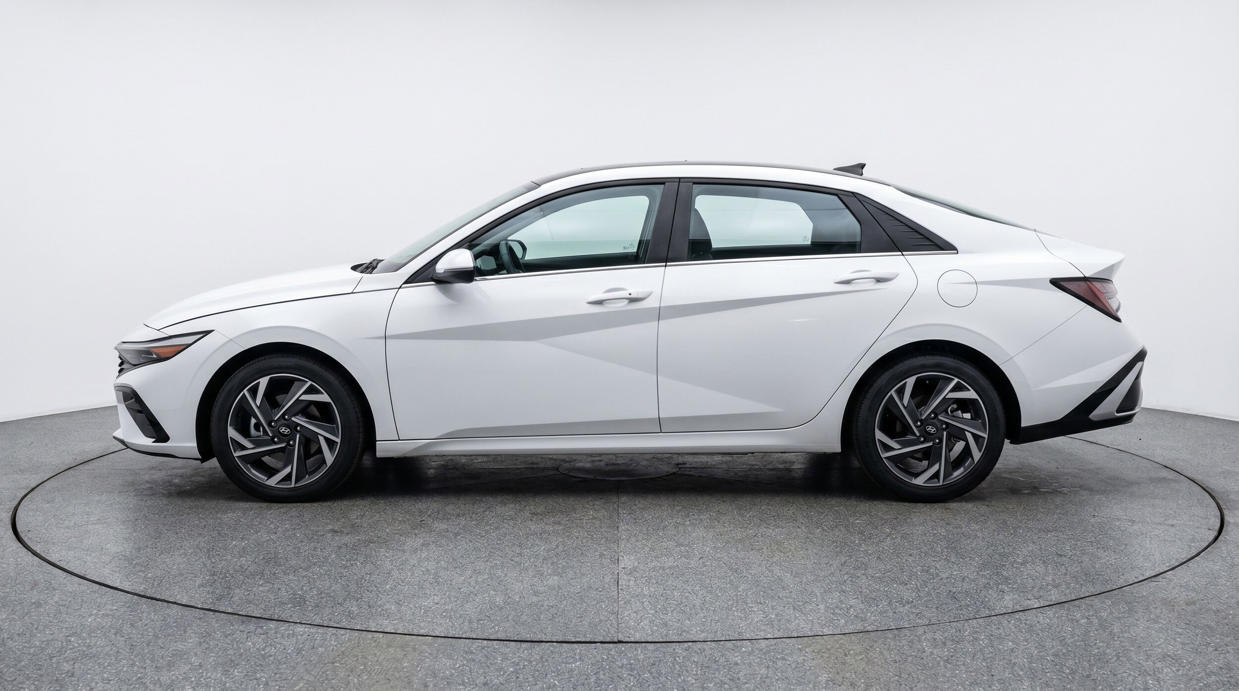 Thumbnail: 2025 Hyundai Elantra - 5