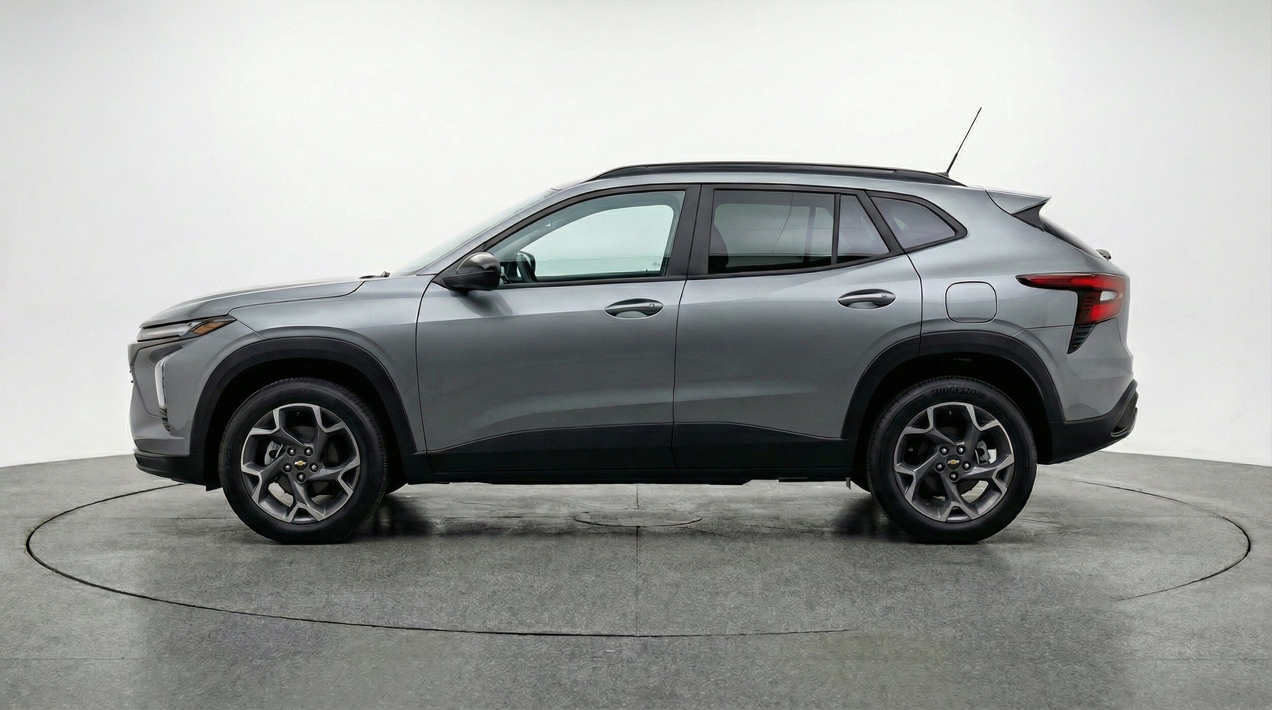 Thumbnail: 2025 Chevrolet Trax - 5