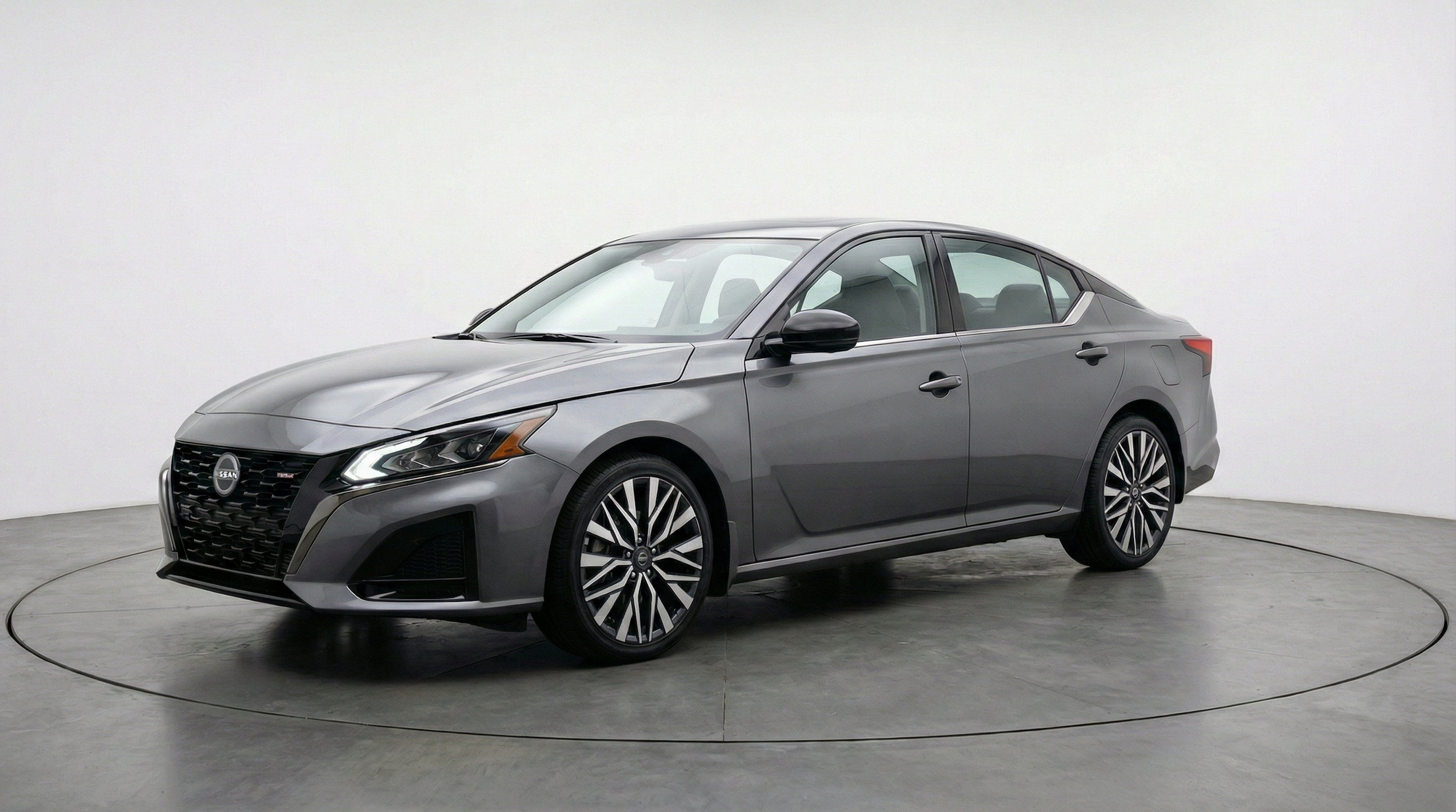 Thumbnail: 2025 Nissan Altima - 3
