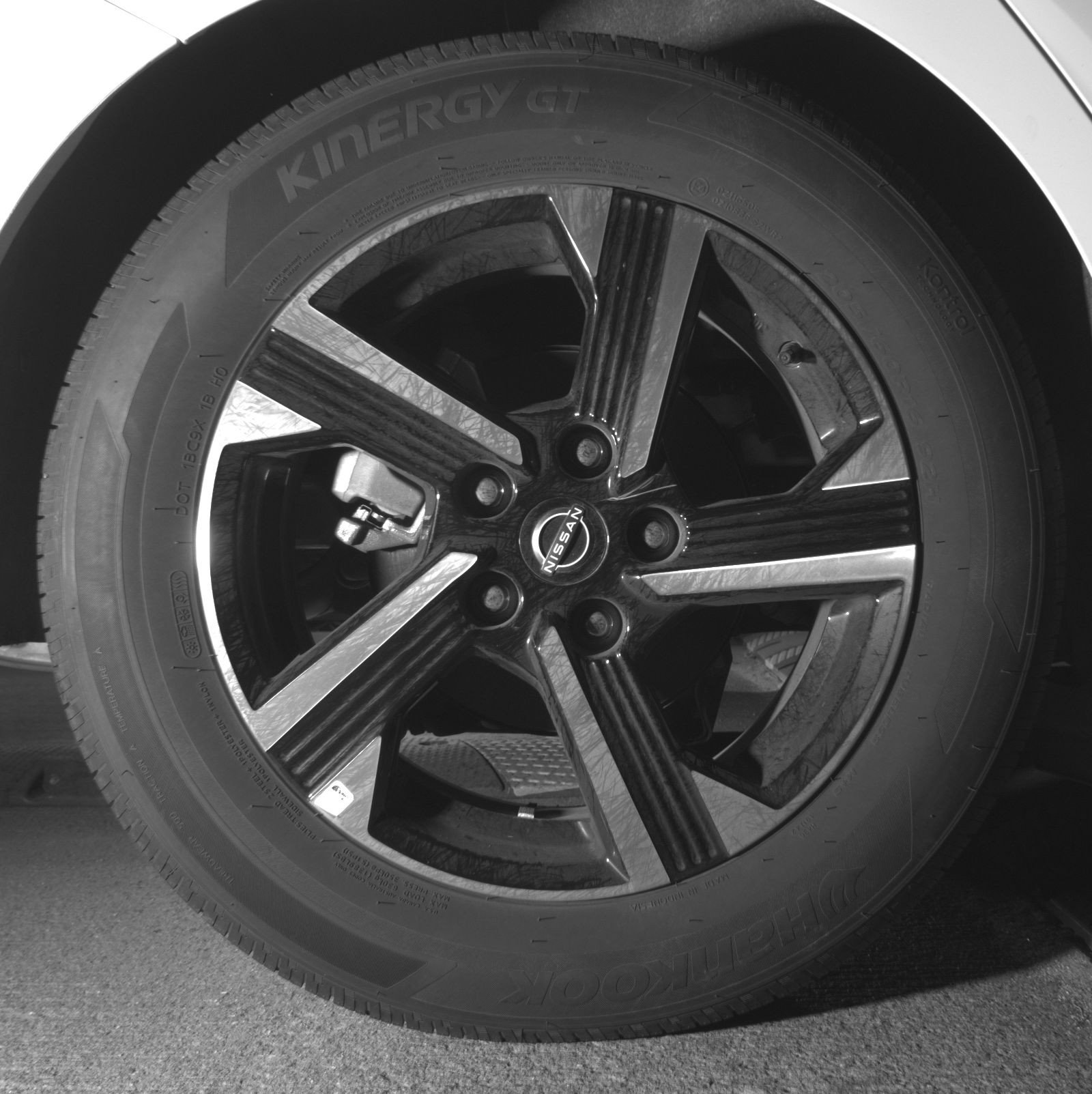 Thumbnail: 2025 Nissan Sentra - 15