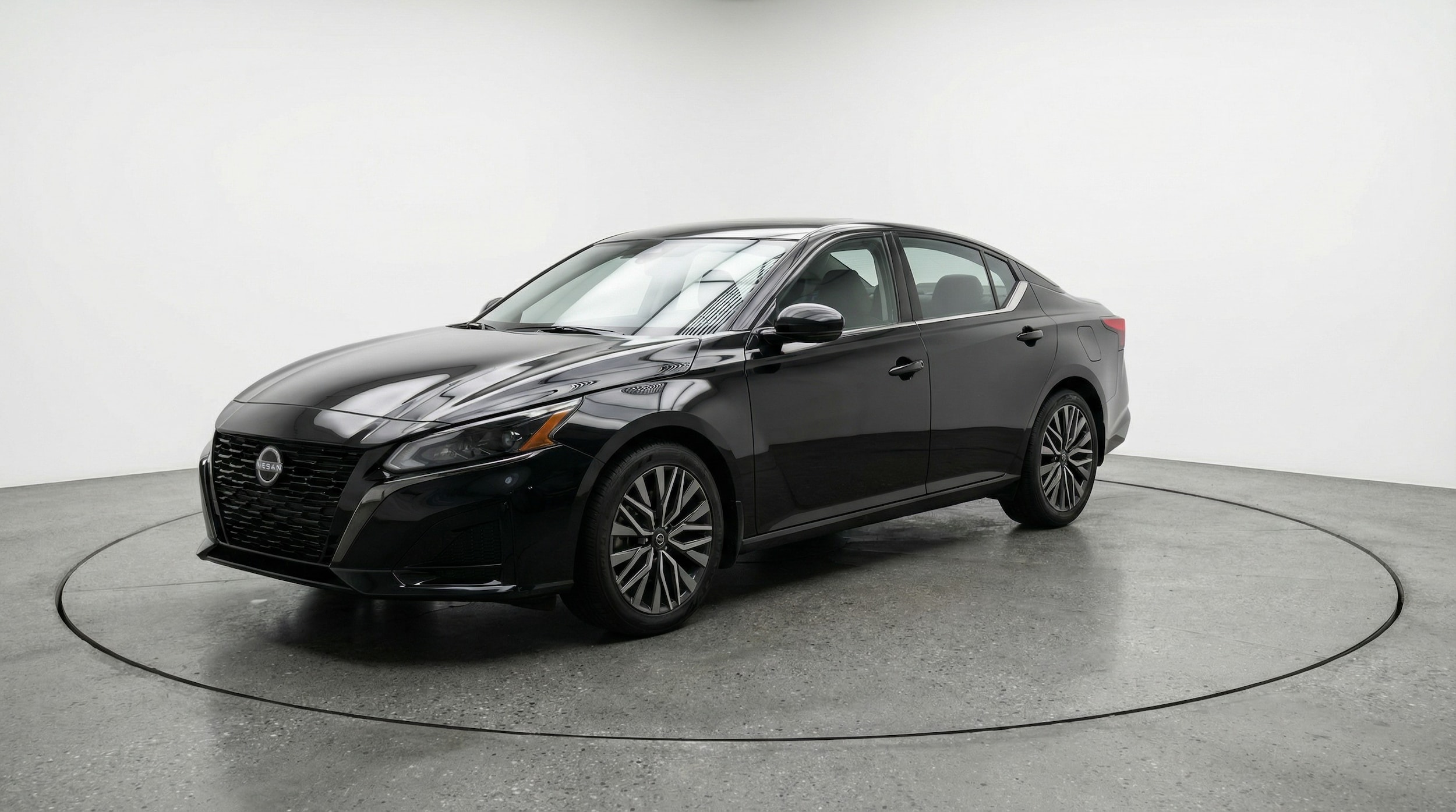 Thumbnail: 2025 Nissan Altima - 3