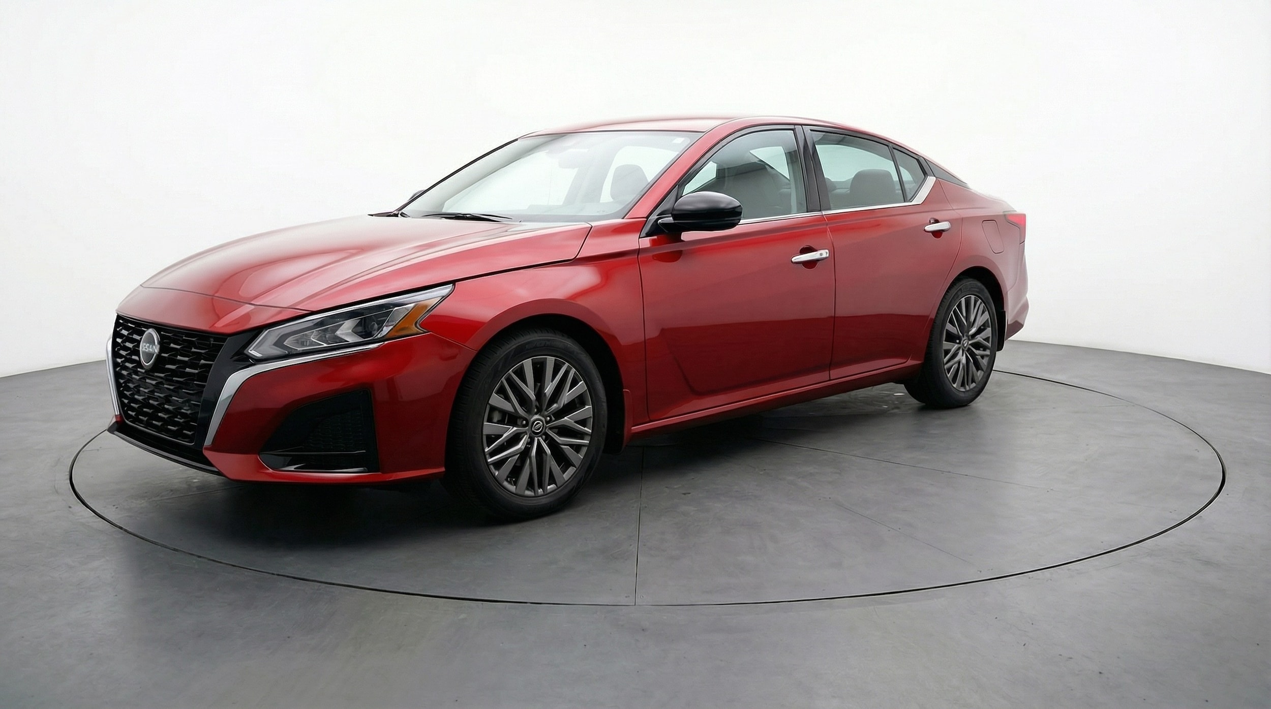 Thumbnail: 2025 Nissan Altima - 3