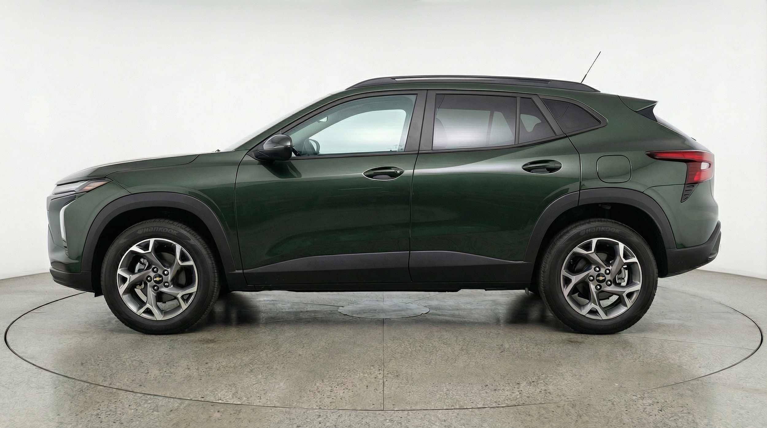 Thumbnail: 2025 Chevrolet Trax - 4