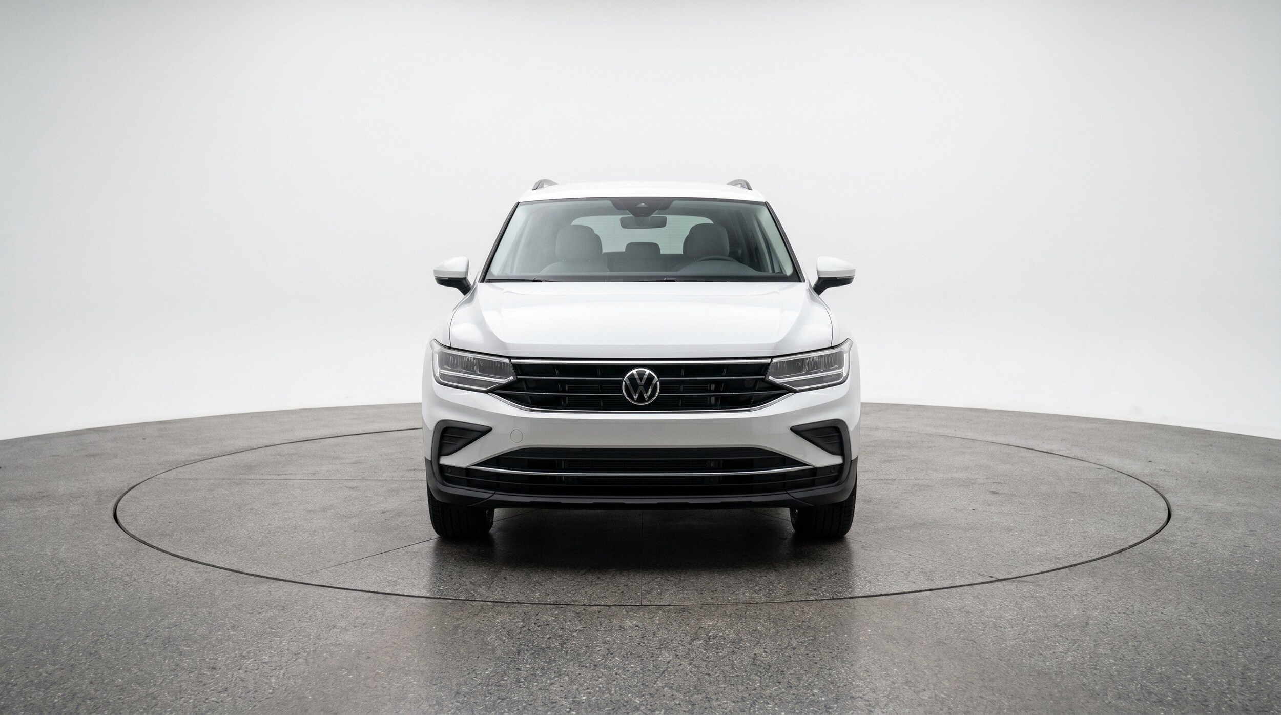 Thumbnail: 2026 Volkswagen Tiguan - 2