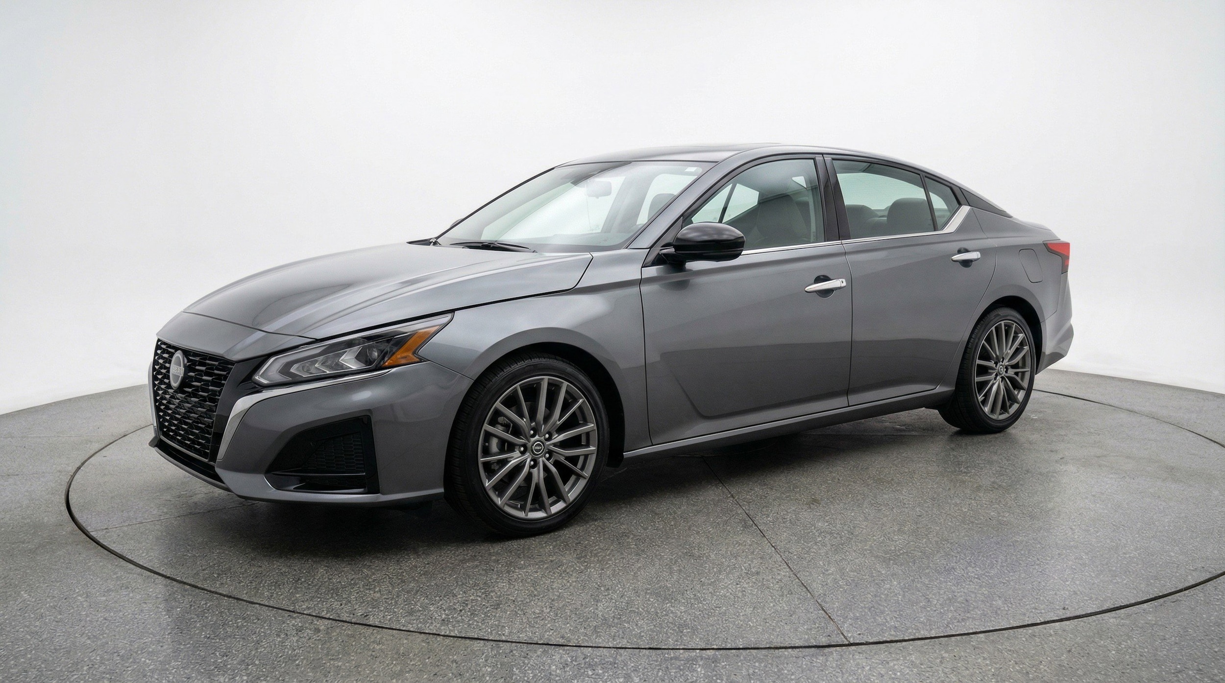 Thumbnail: 2025 Nissan Altima - 3