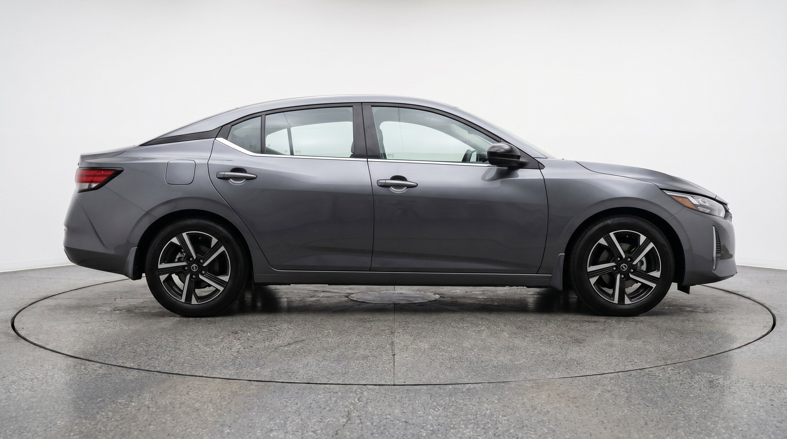 Thumbnail: 2025 Nissan Sentra - 11