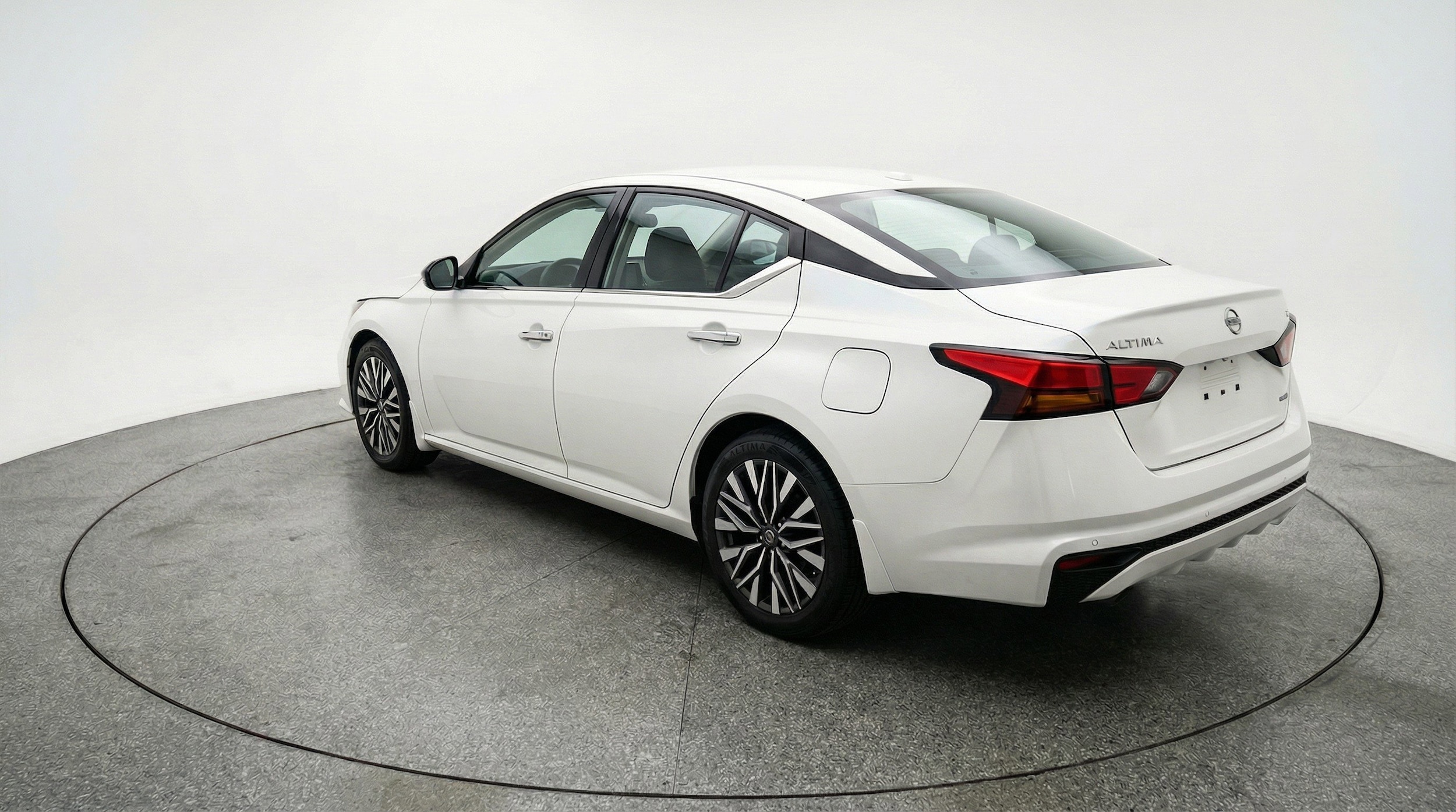 Thumbnail: 2025 Nissan Altima - 6