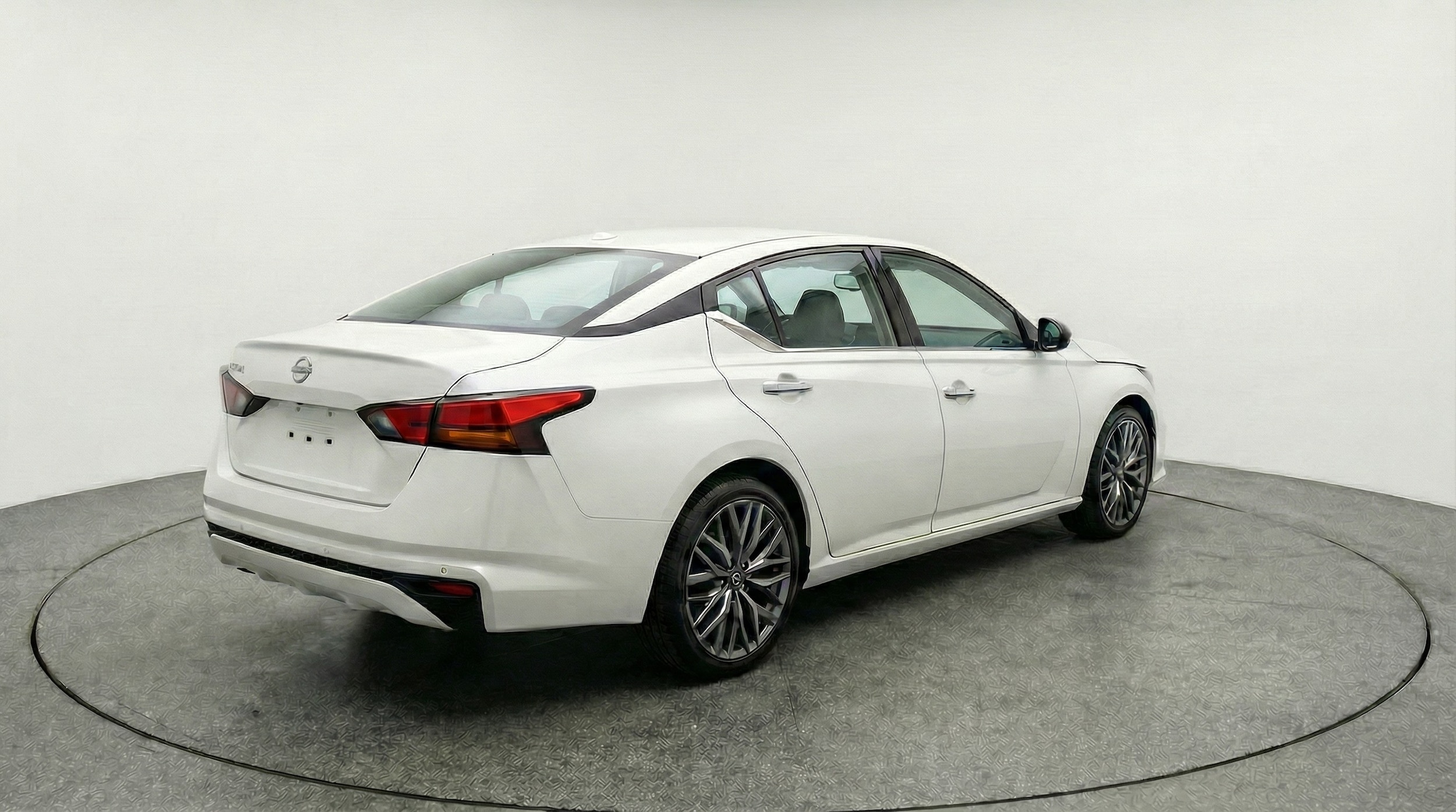 Thumbnail: 2025 Nissan Altima - 7