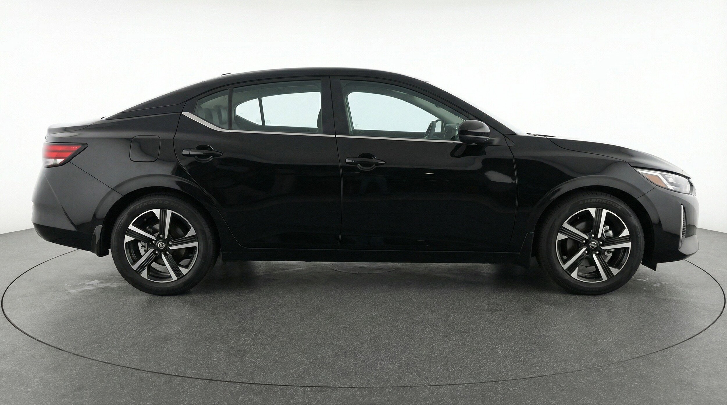 Thumbnail: 2025 Nissan Sentra - 11