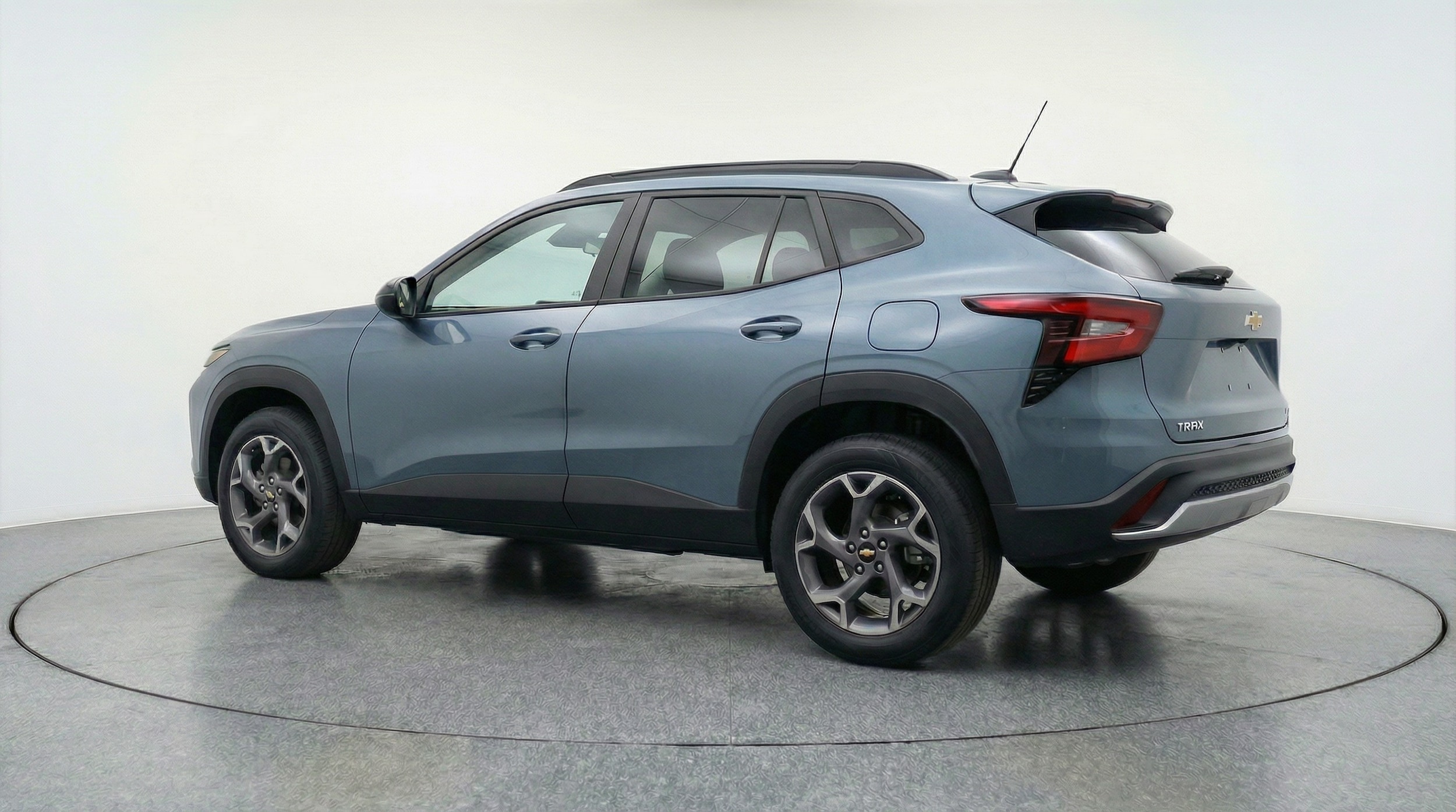 Thumbnail: 2025 Chevrolet Trax - 5