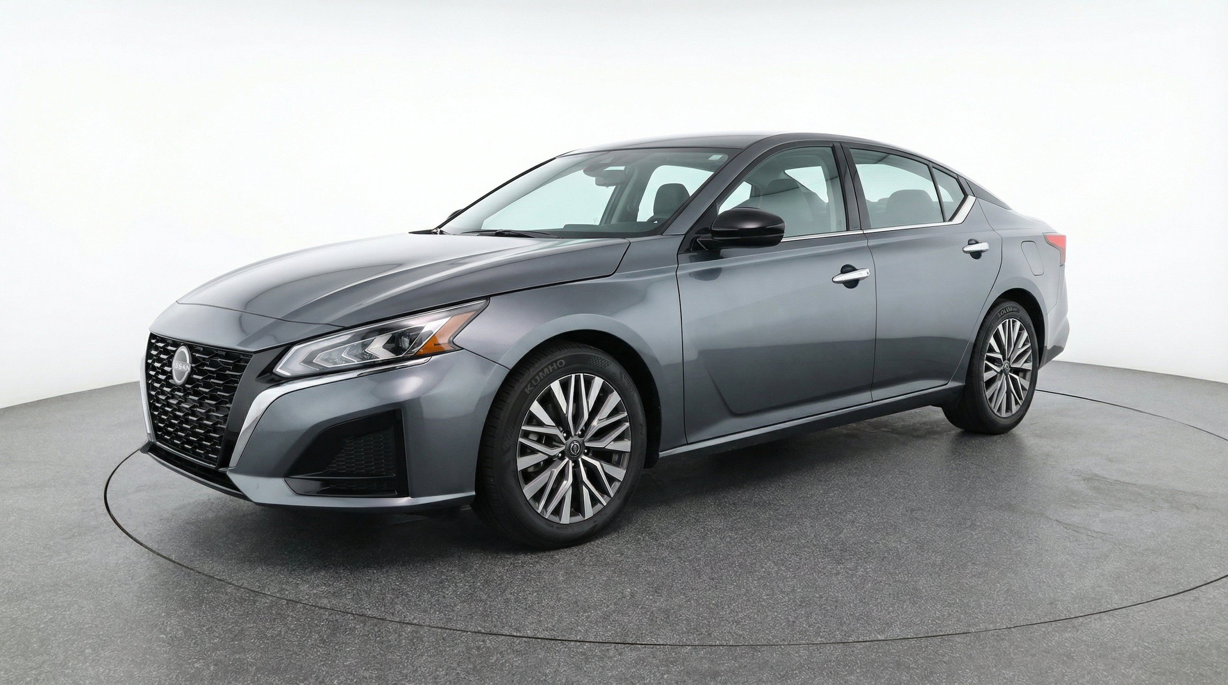 Thumbnail: 2025 Nissan Altima - 3