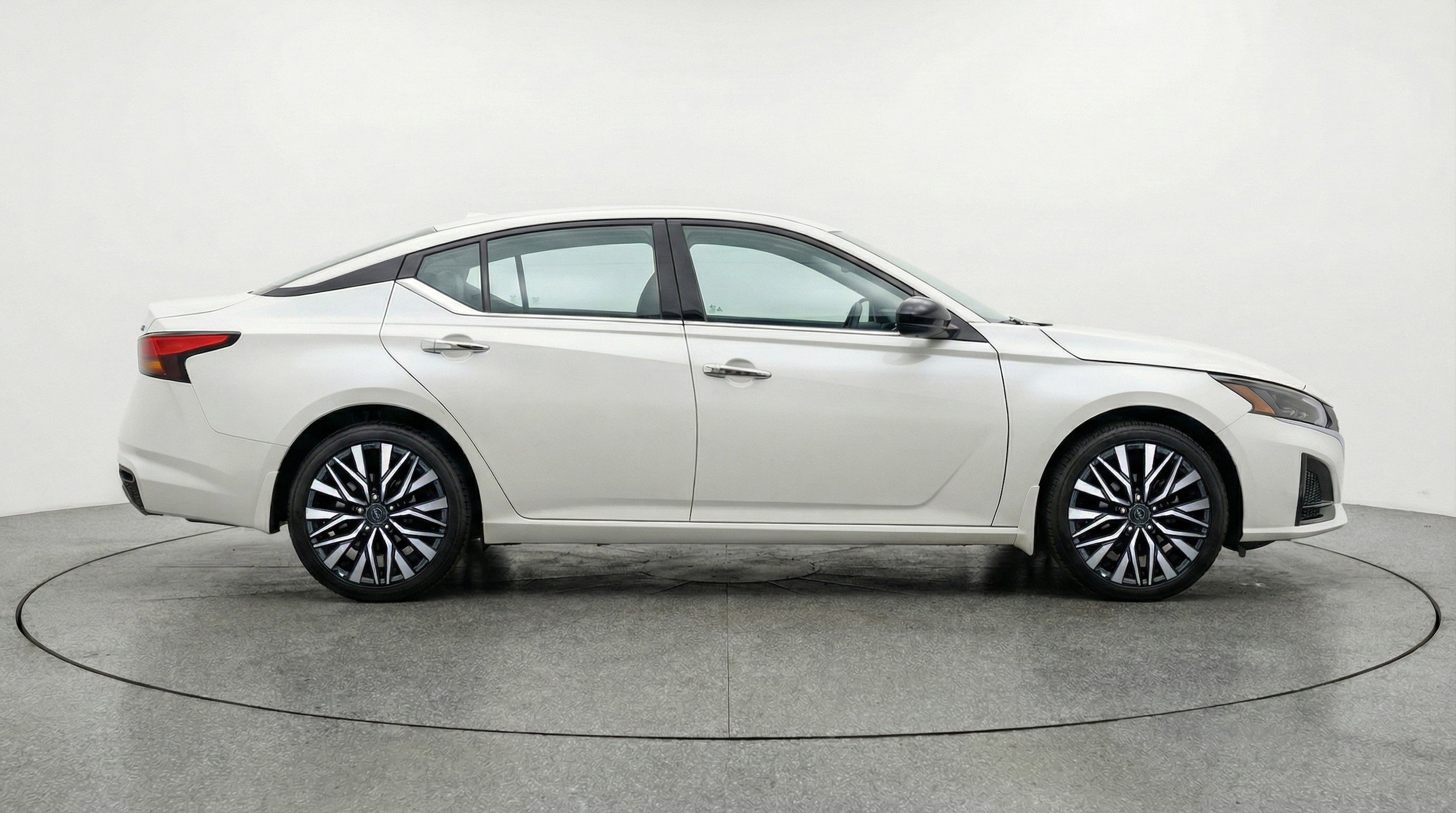 Thumbnail: 2025 Nissan Altima - 11