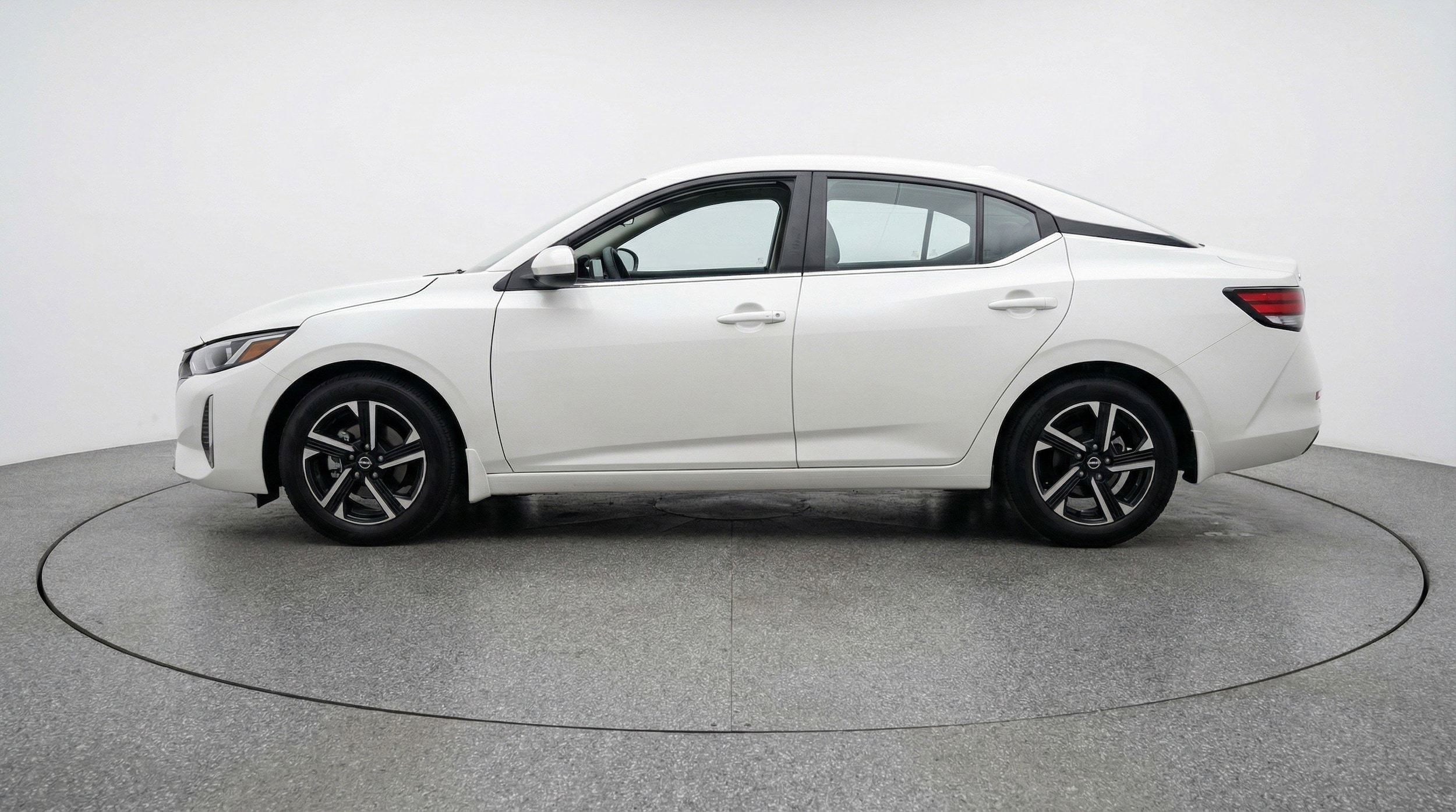 Thumbnail: 2025 Nissan Sentra - 5