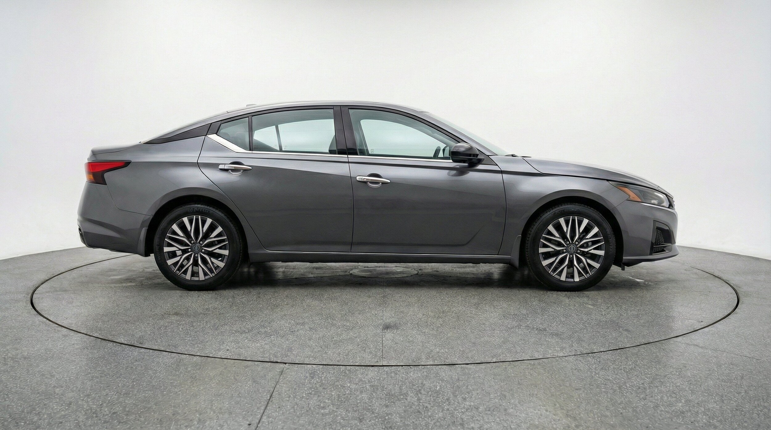 Thumbnail: 2025 Nissan Altima - 11