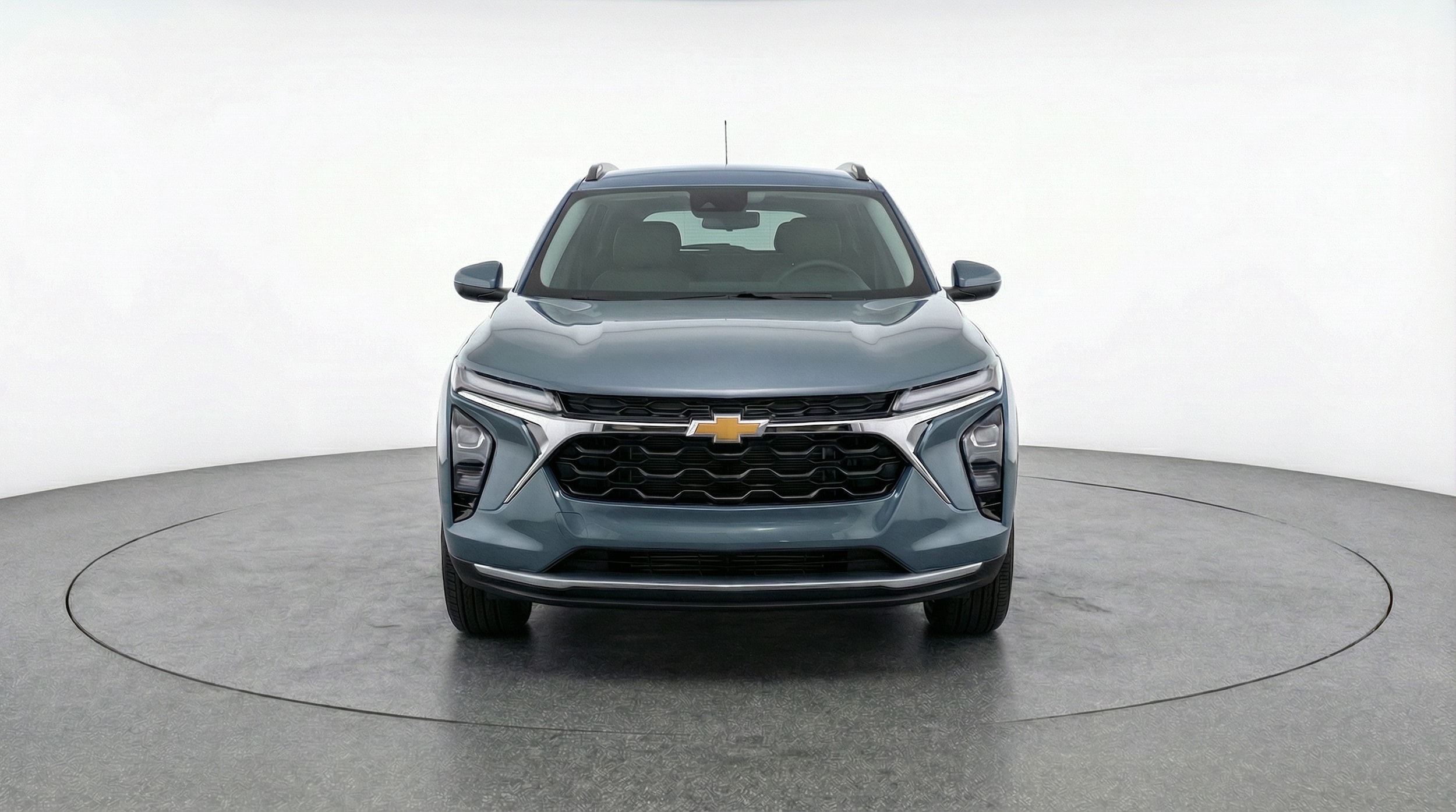 Thumbnail: 2025 Chevrolet Trax - 2