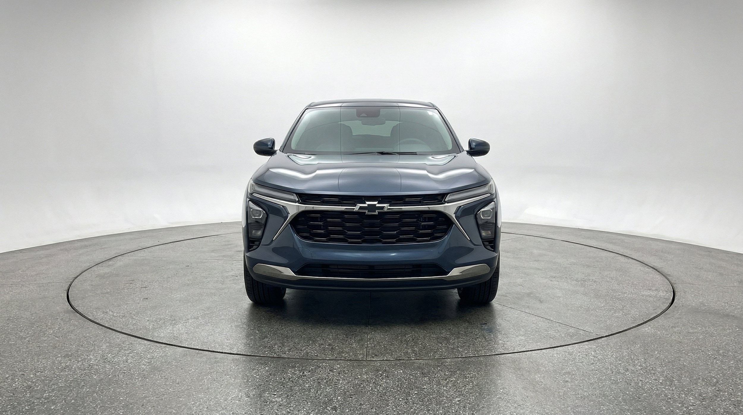 Thumbnail: 2025 Chevrolet Trax - 2