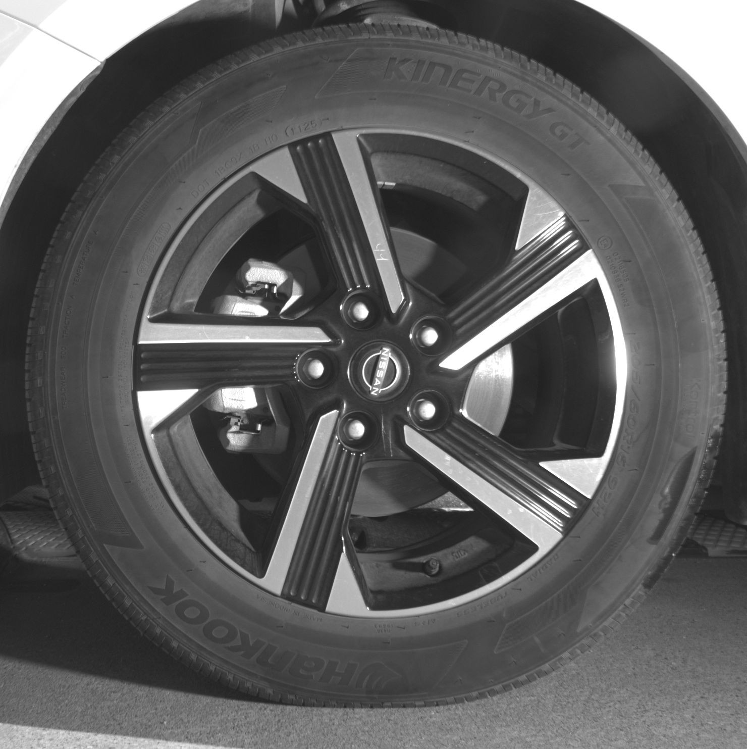 Thumbnail: 2025 Nissan Sentra - 9