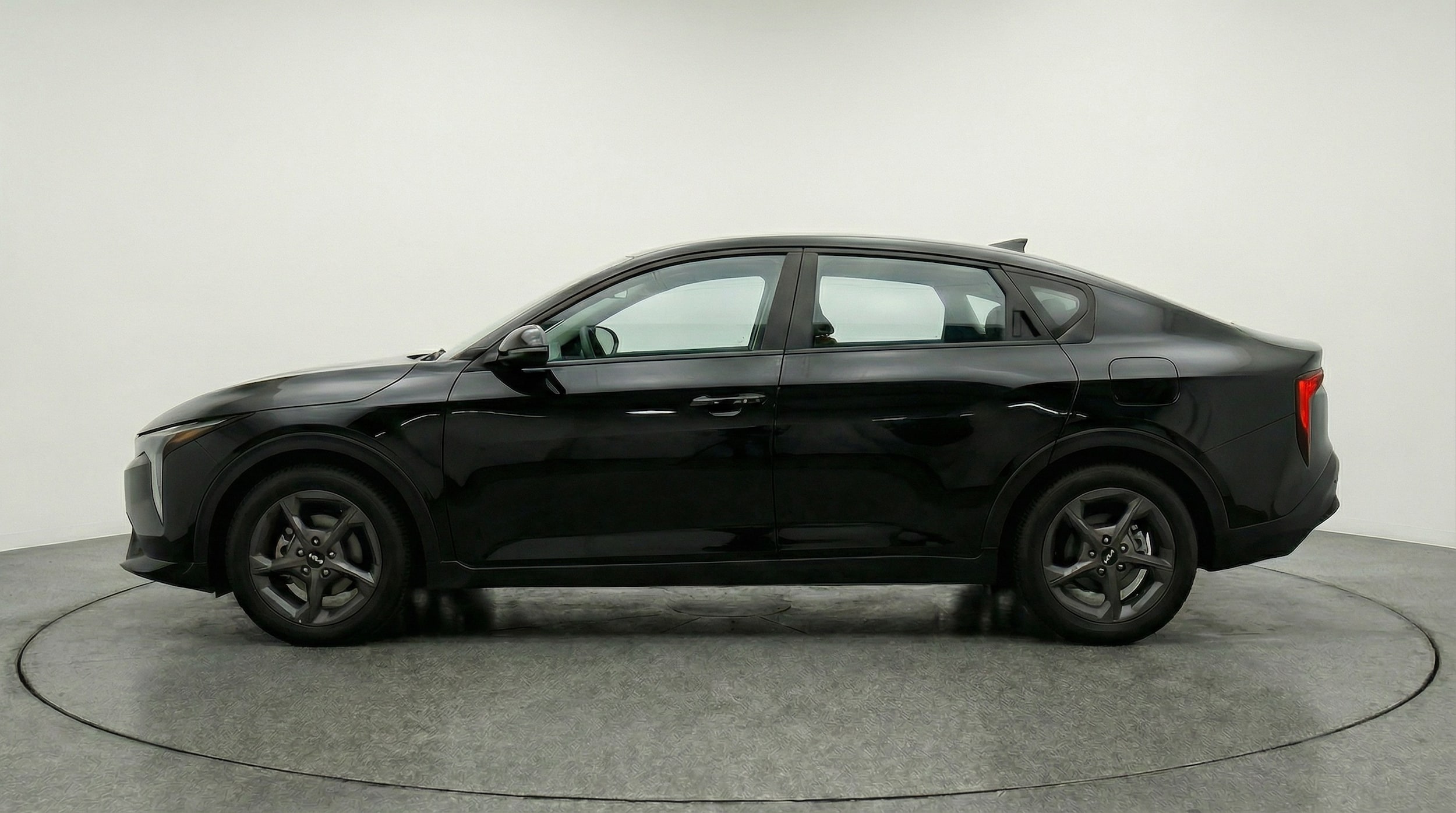 Thumbnail: 2025 Kia K4 - 4