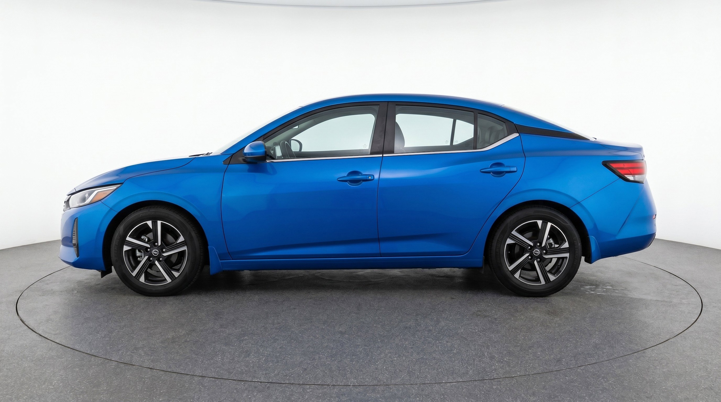 Thumbnail: 2025 Nissan Sentra - 5