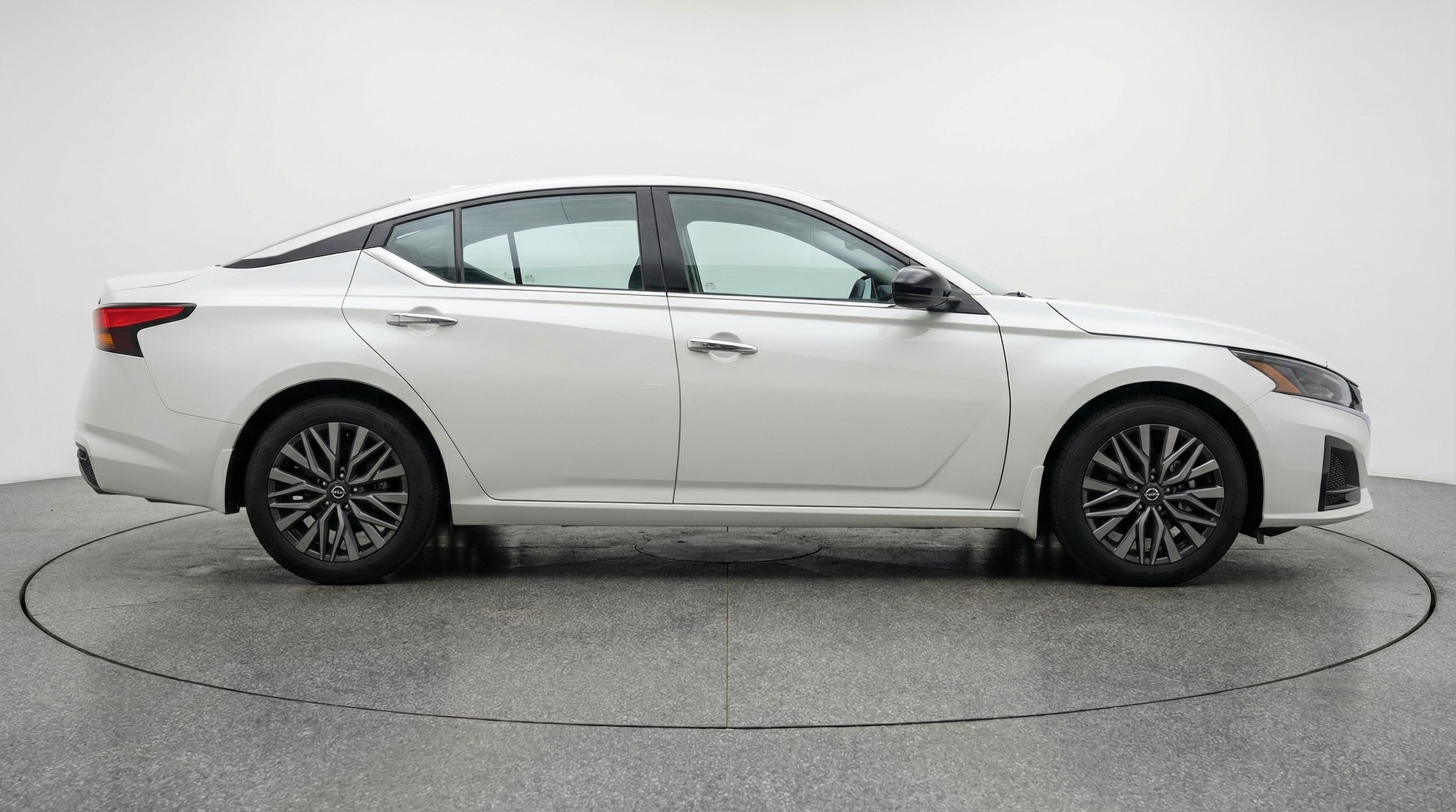 Thumbnail: 2025 Nissan Altima - 8