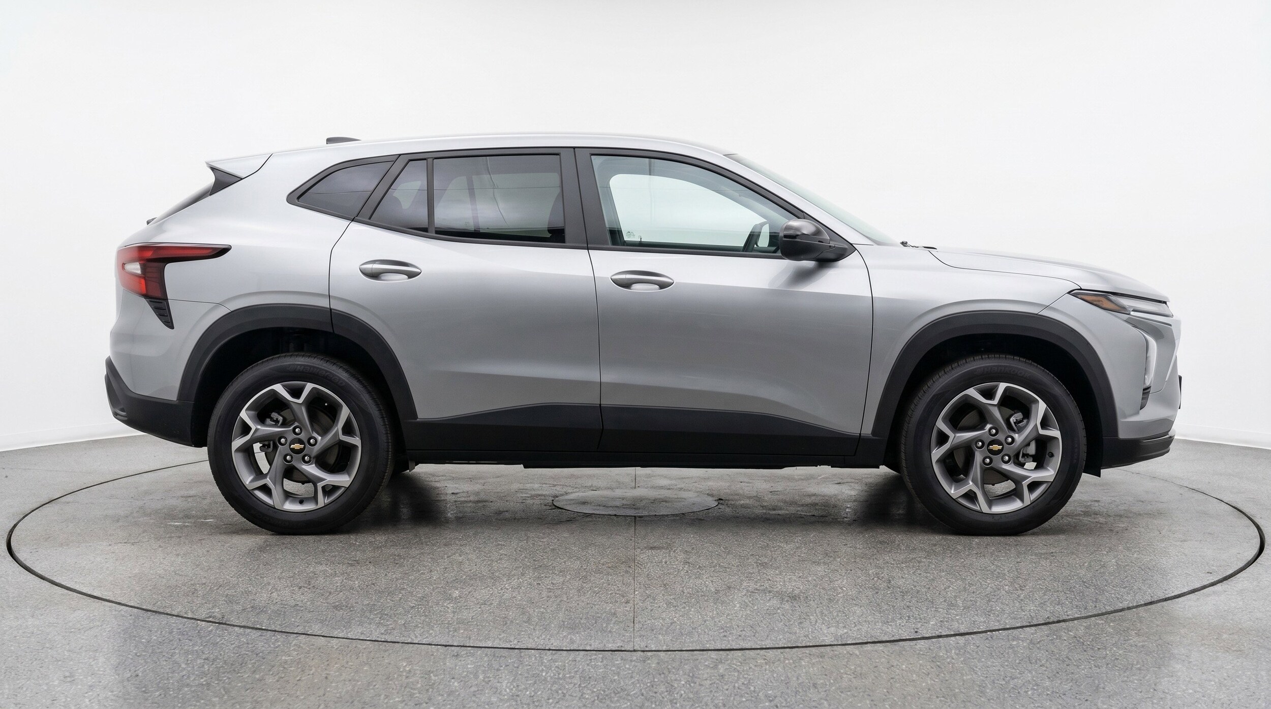 Thumbnail: 2025 Chevrolet Trax - 11
