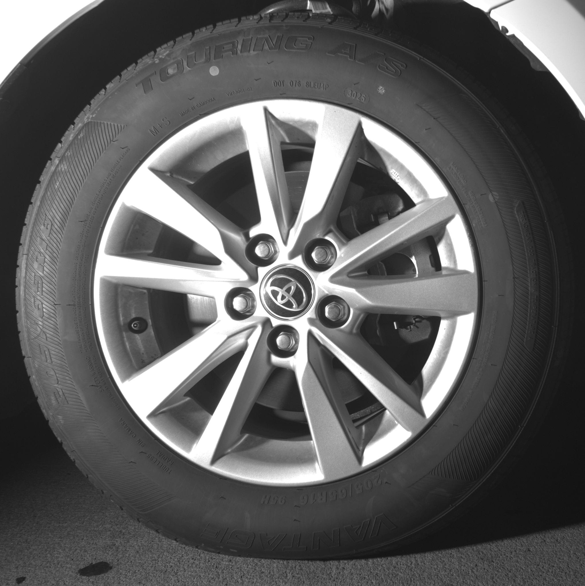 Thumbnail: 2025 Toyota Camry - 10