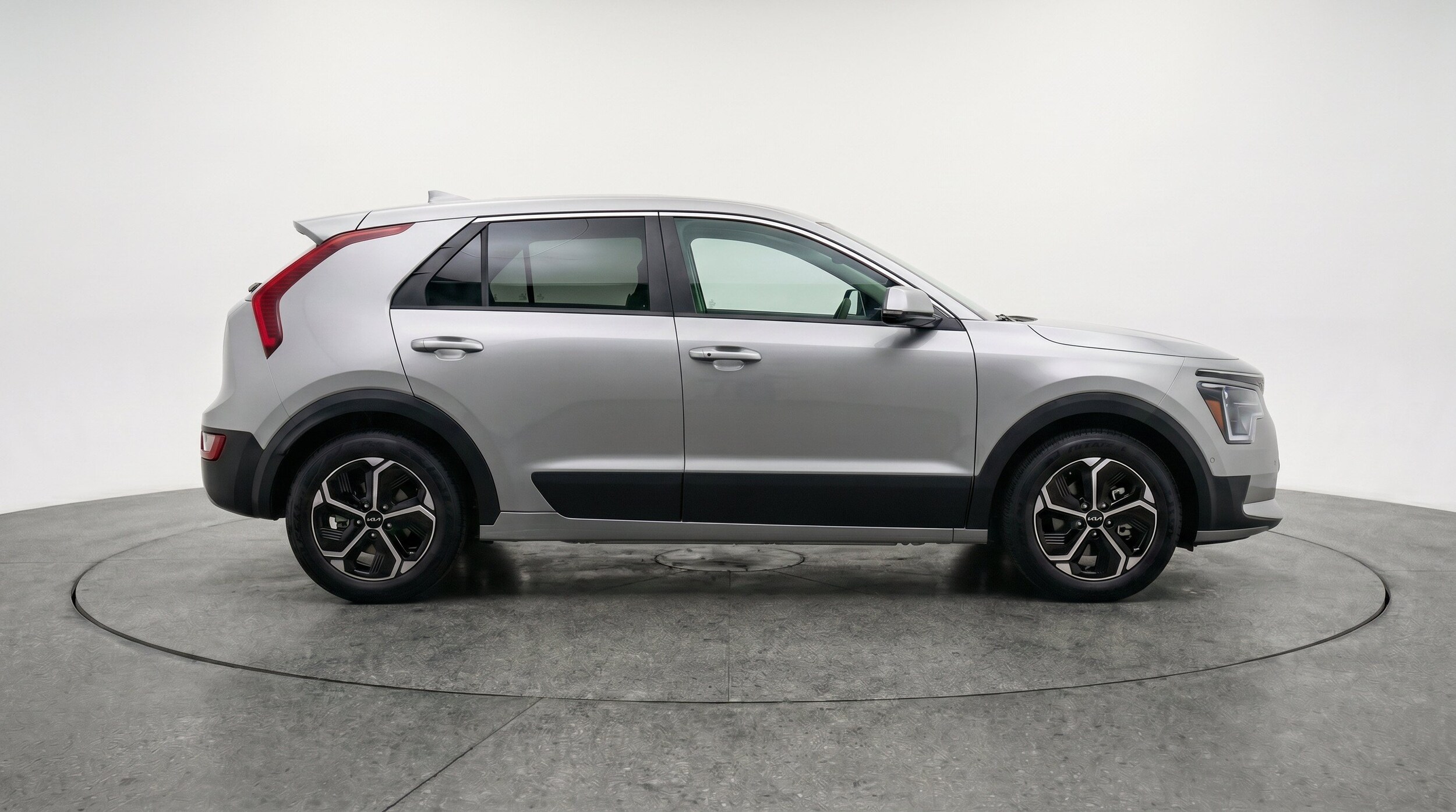 Thumbnail: 2026 Kia Niro - 11