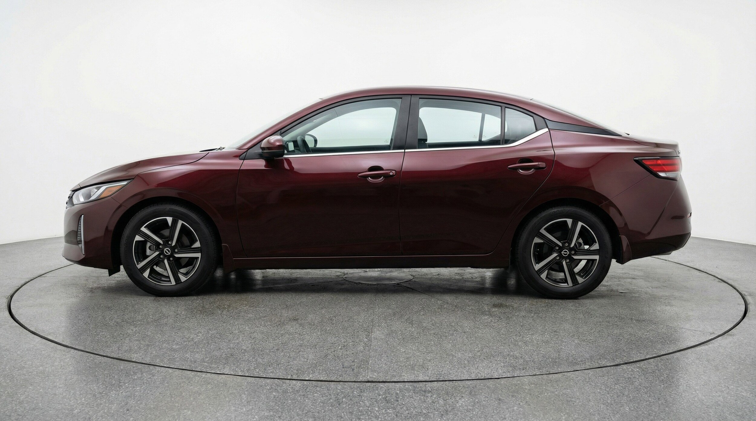 Thumbnail: 2025 Nissan Sentra - 5
