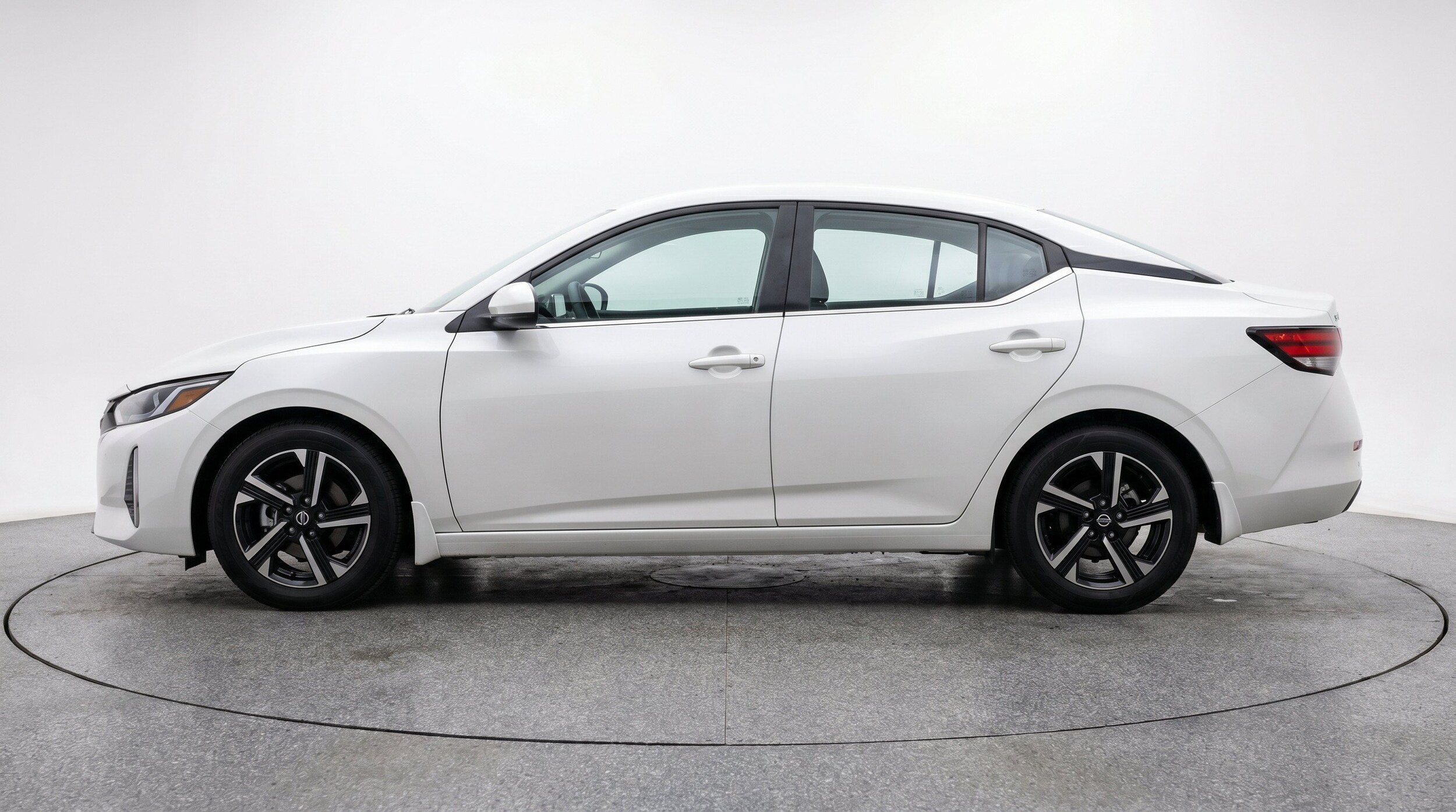 Thumbnail: 2025 Nissan Sentra - 5