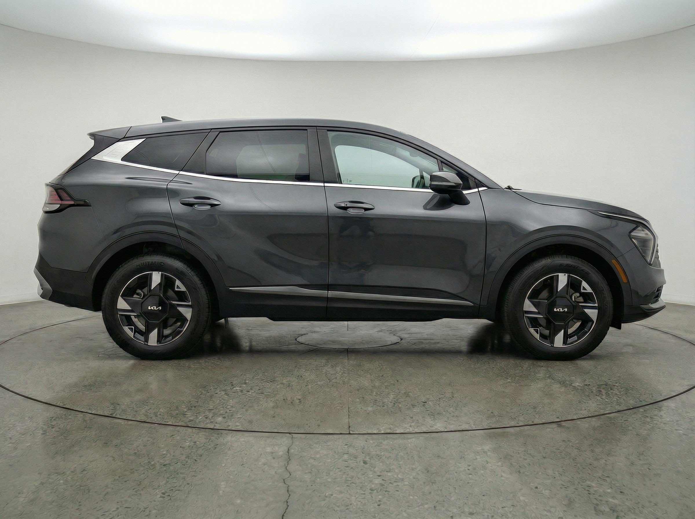 Thumbnail: 2026 Kia Sportage - 10