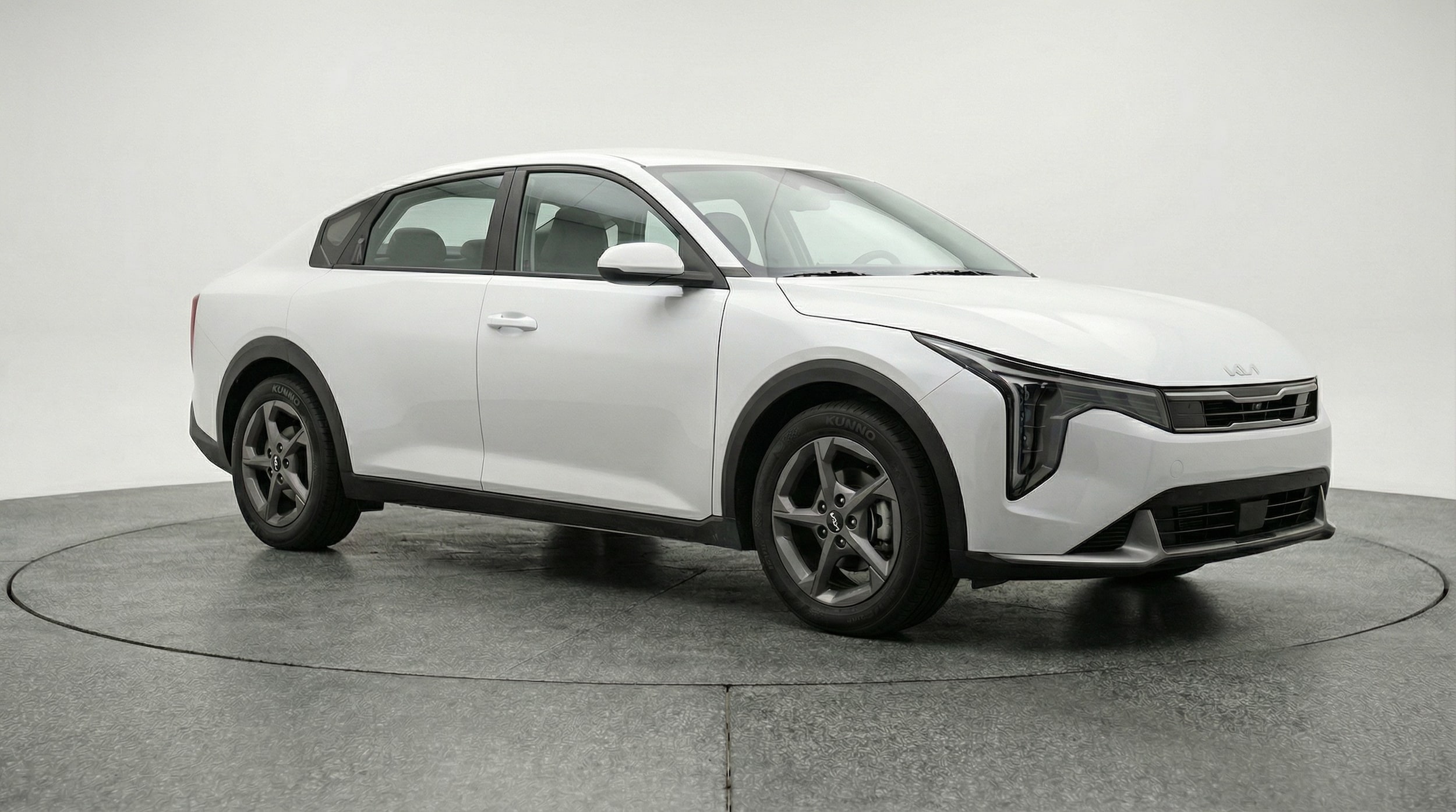 Thumbnail: 2025 Kia K4 - 1