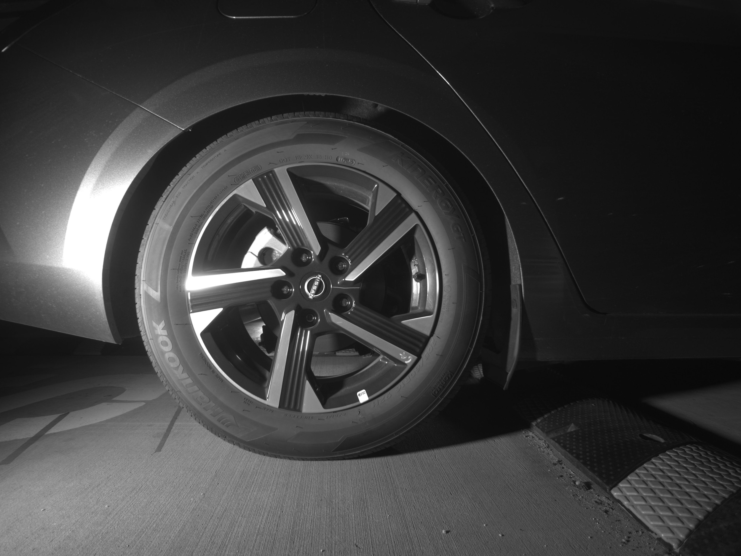 Thumbnail: 2025 Nissan Sentra - 12