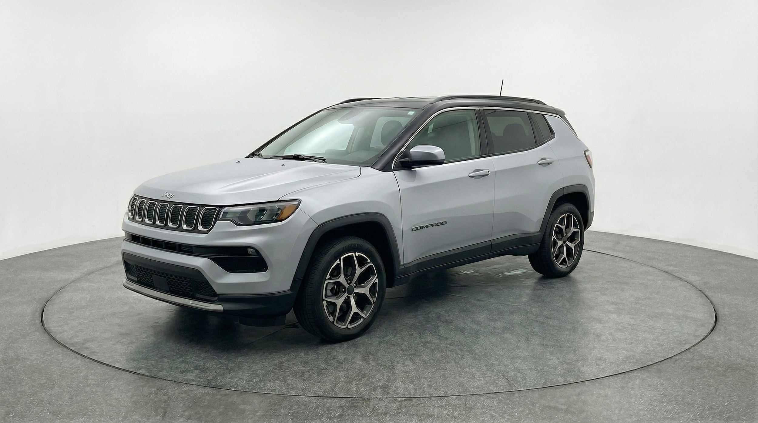 Thumbnail: 2025 Jeep Compass - 3
