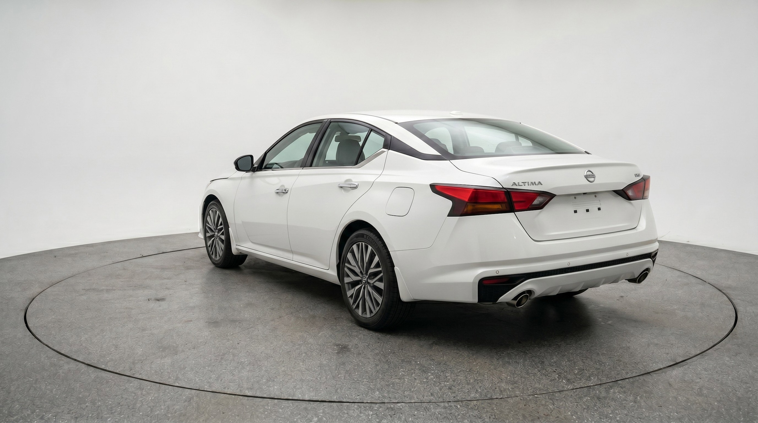 Thumbnail: 2025 Nissan Altima - 6
