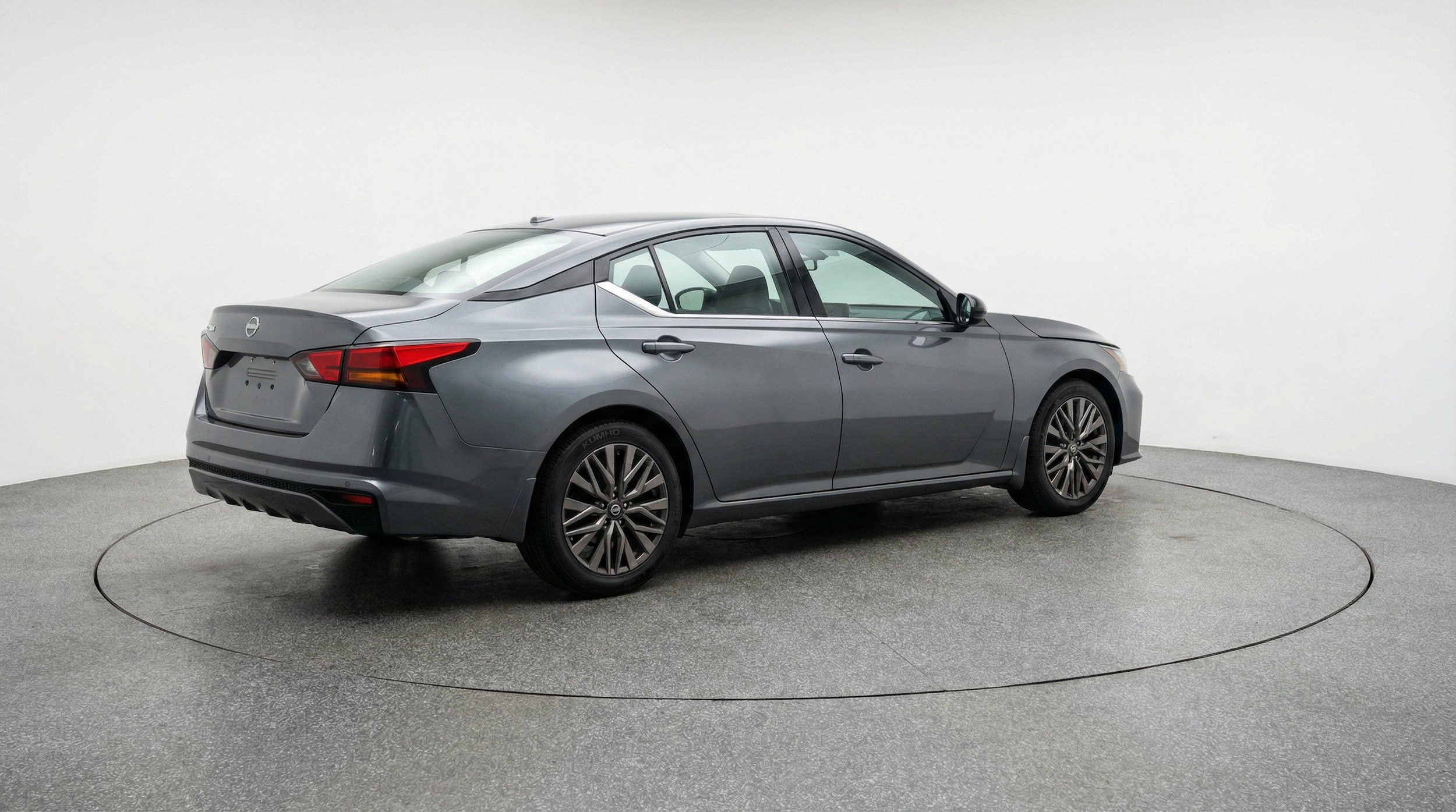 Thumbnail: 2025 Nissan Altima - 9