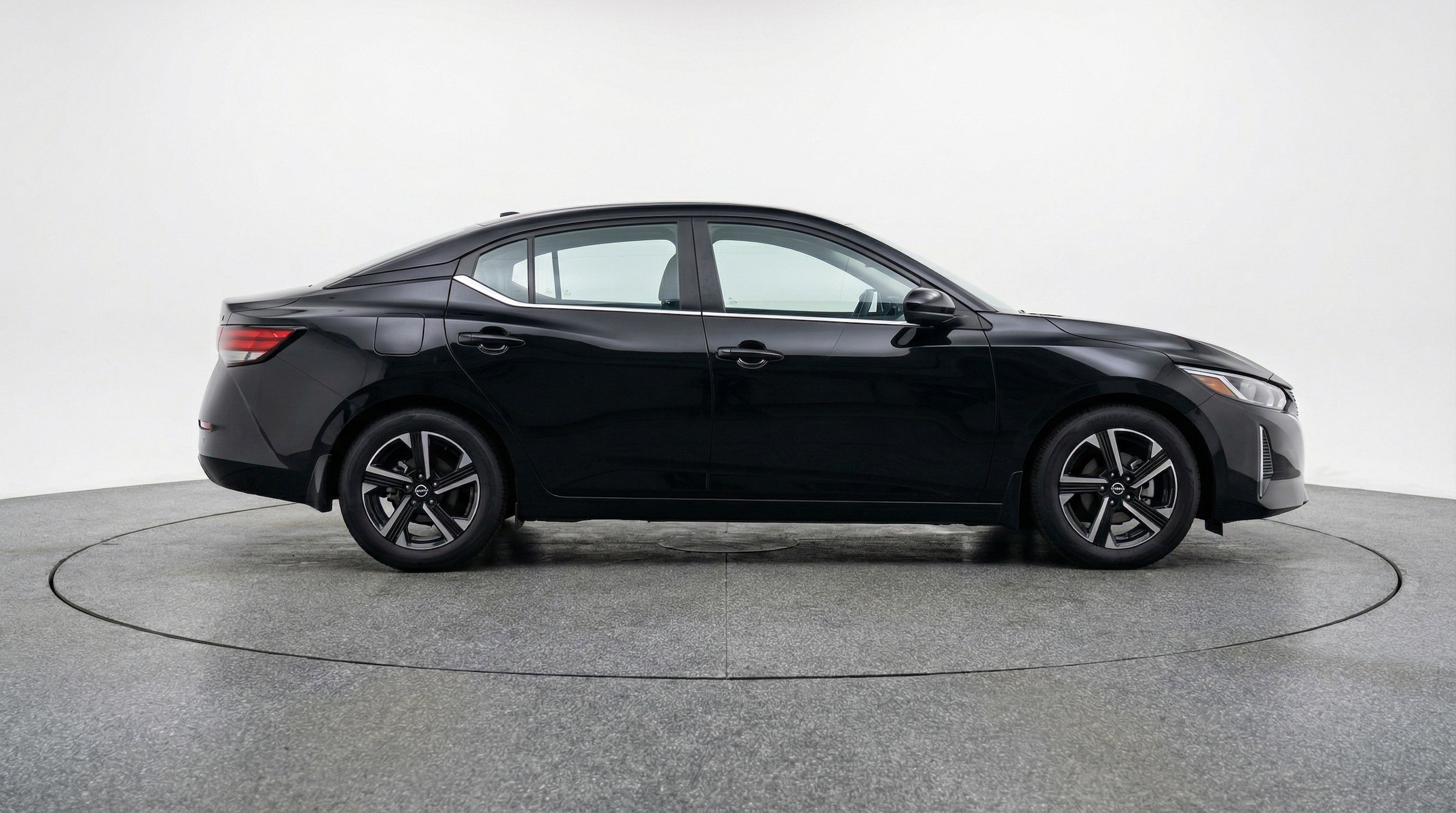 Thumbnail: 2025 Nissan Sentra - 11