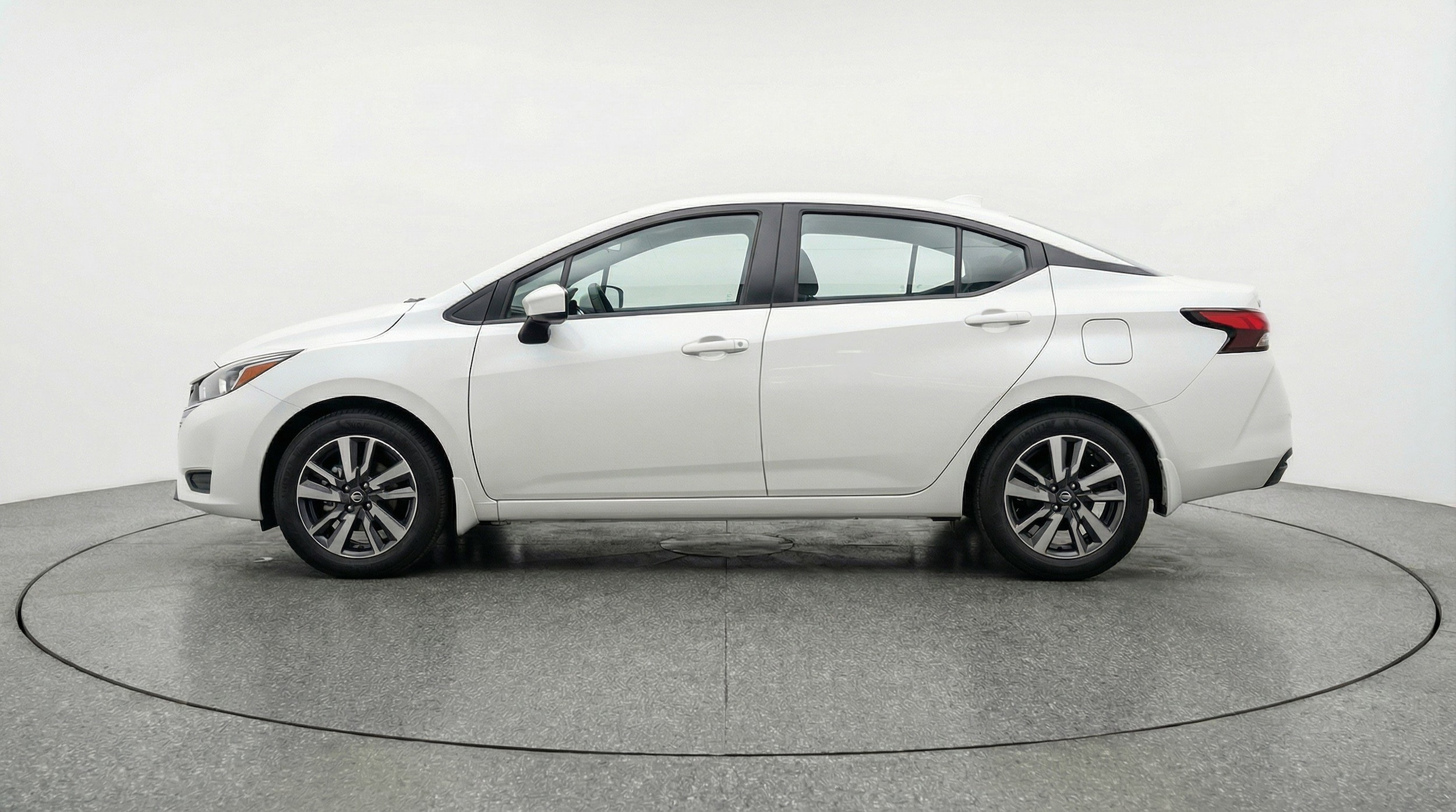 Thumbnail: 2025 Nissan Versa - 5