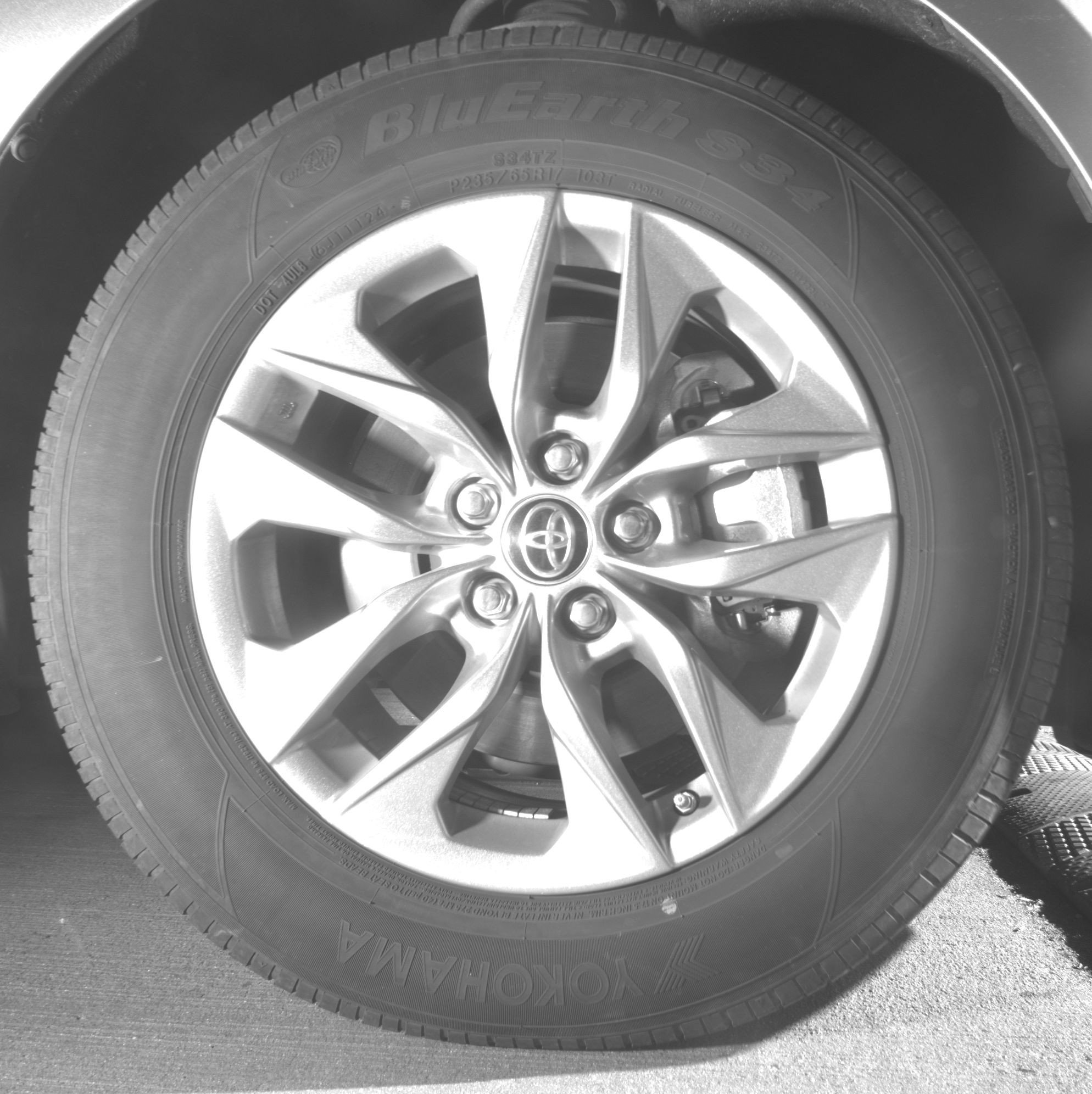 Thumbnail: 2024 Toyota Sienna - 13