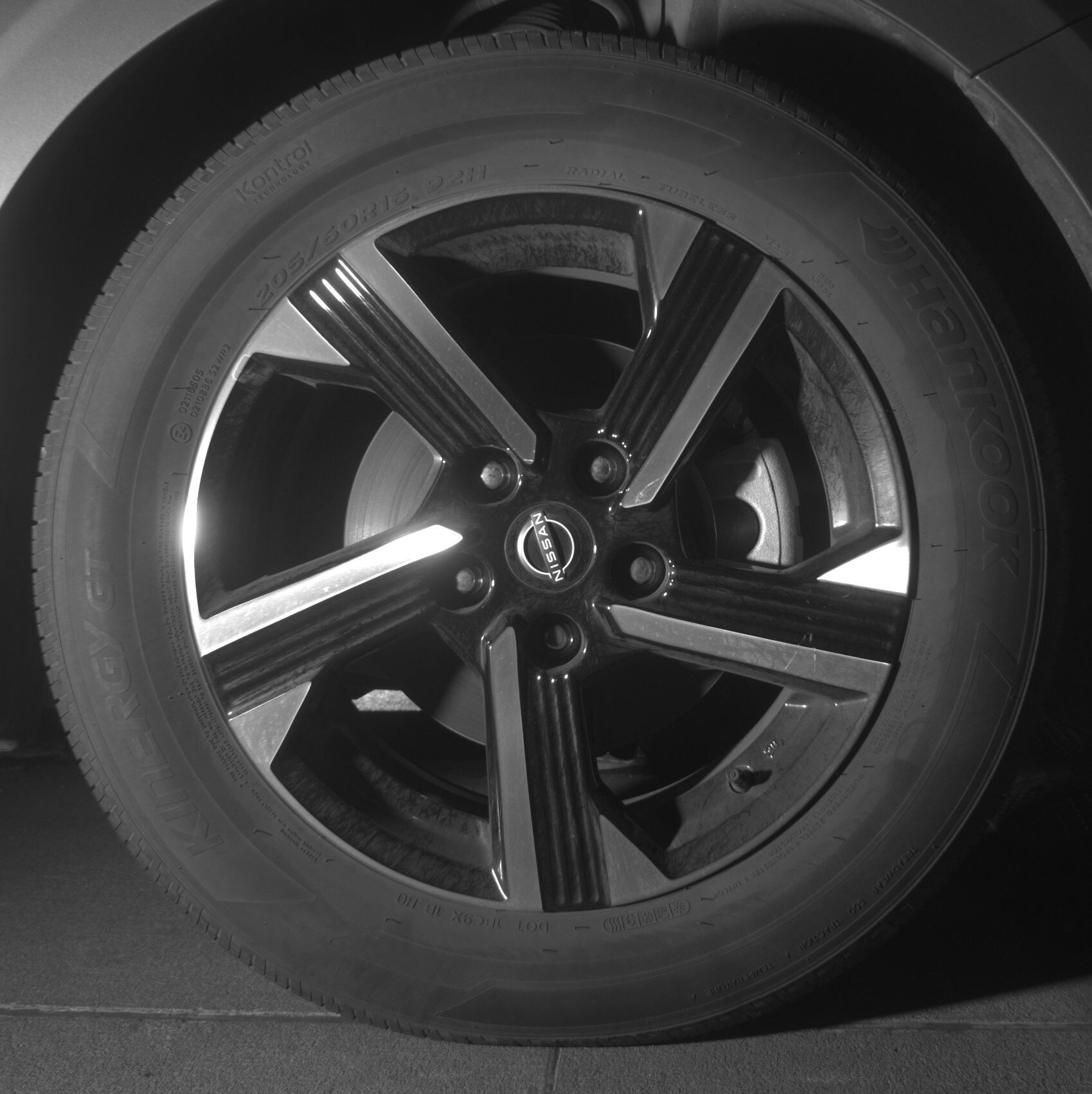 Thumbnail: 2025 Nissan Sentra - 9