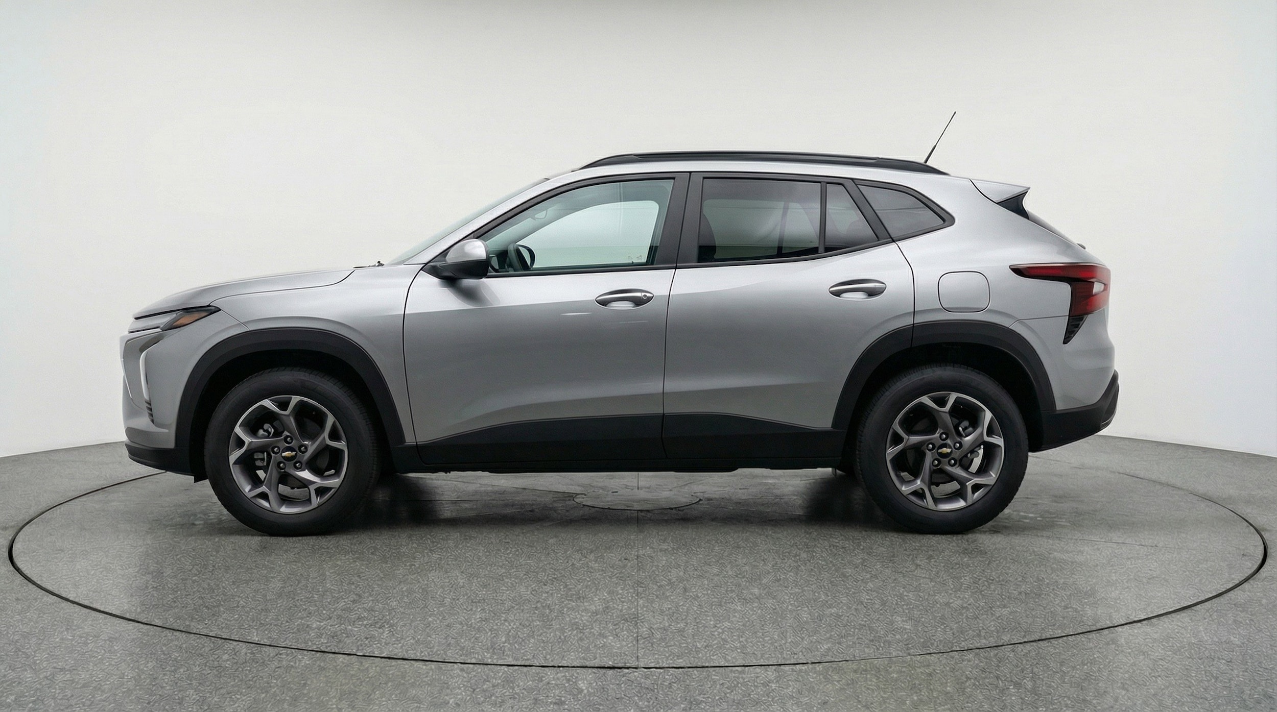 Thumbnail: 2025 Chevrolet Trax - 5