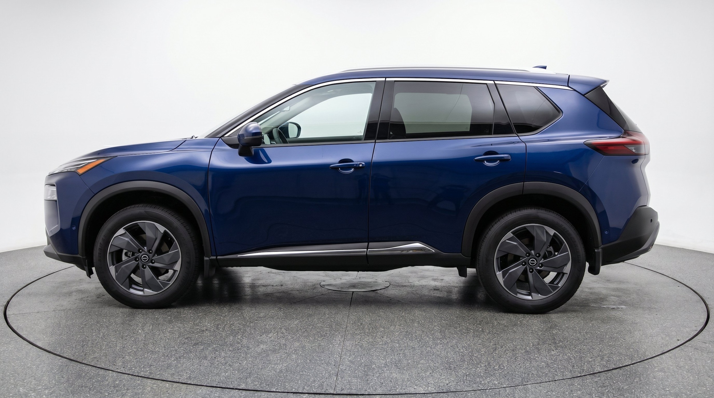 Thumbnail: 2025 Nissan Rogue - 5