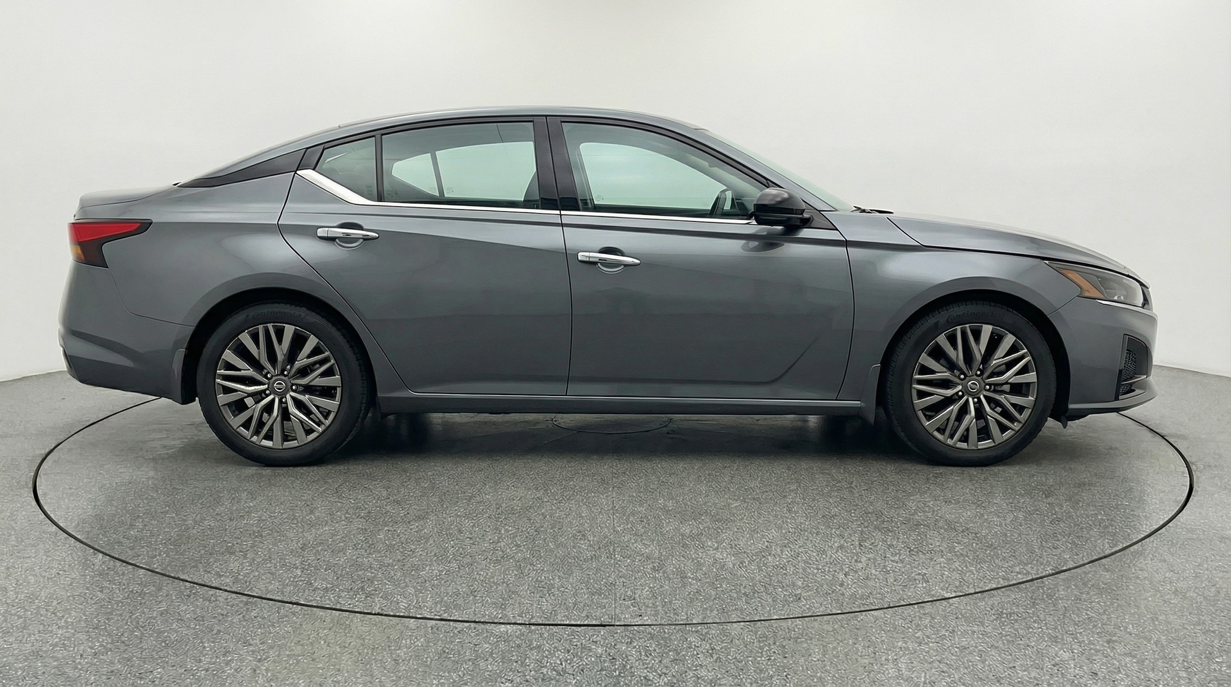 Thumbnail: 2025 Nissan Altima - 8