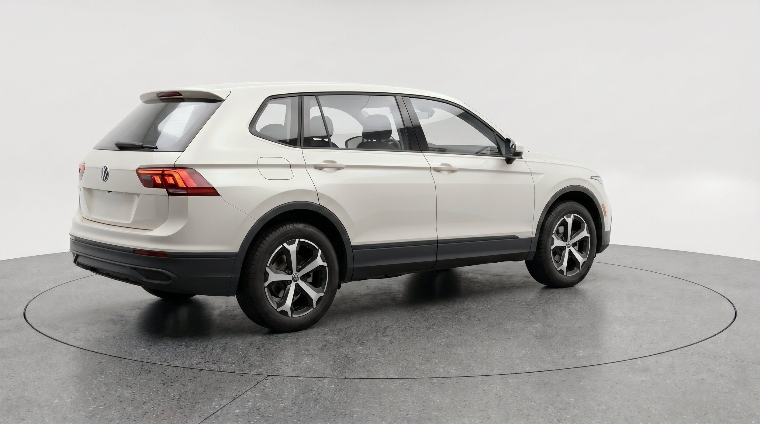 Thumbnail: 2026 Volkswagen Tiguan - 9