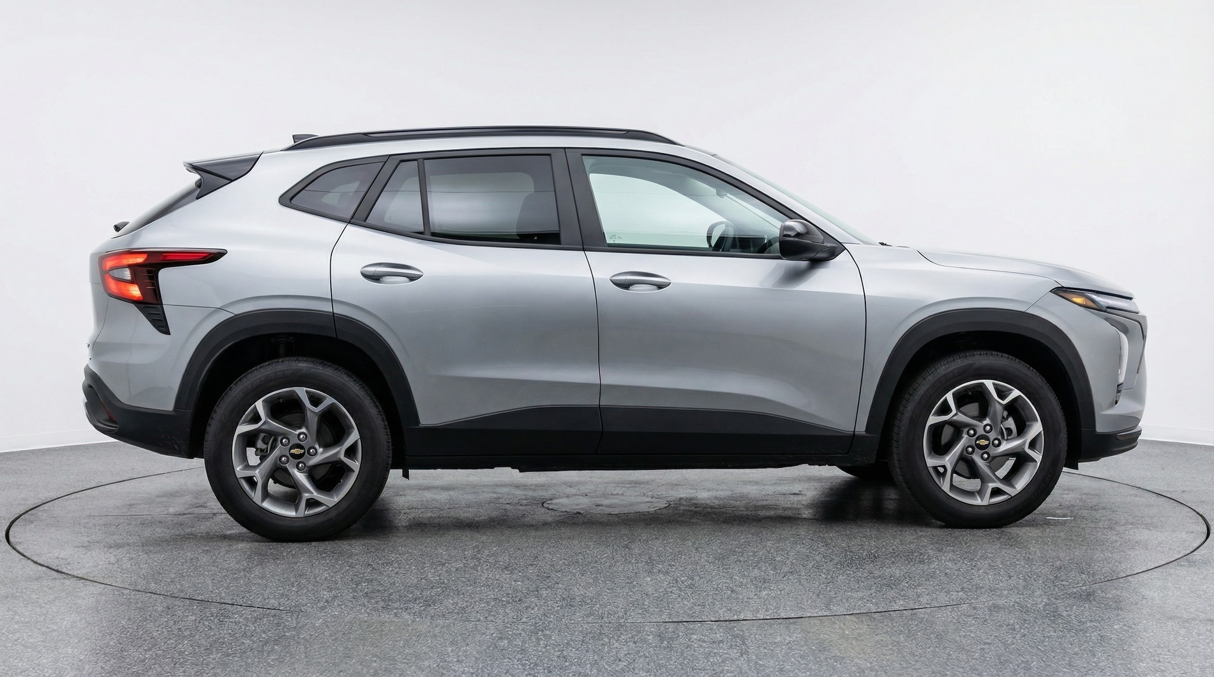 Thumbnail: 2025 Chevrolet Trax - 8