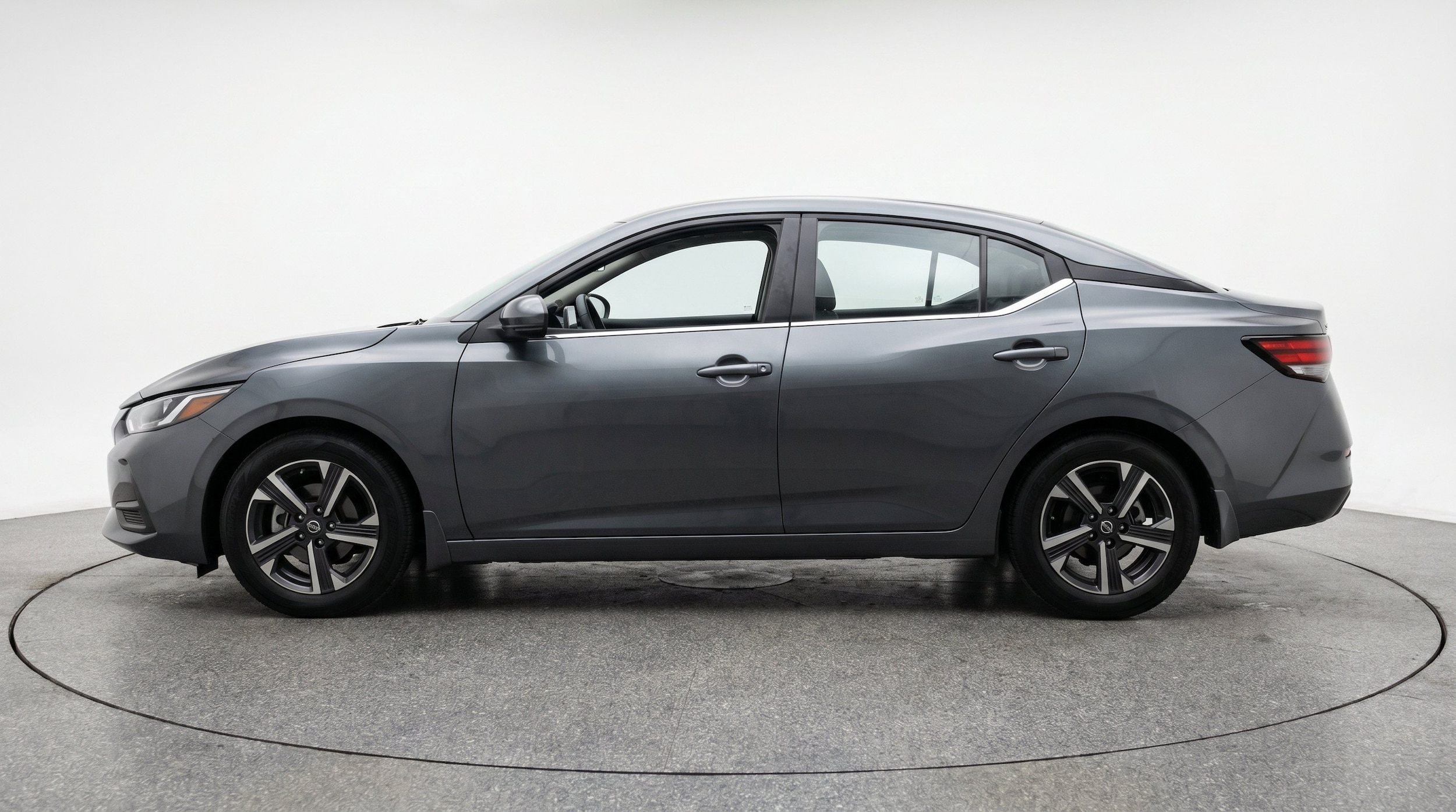 Thumbnail: 2025 Nissan Sentra - 5