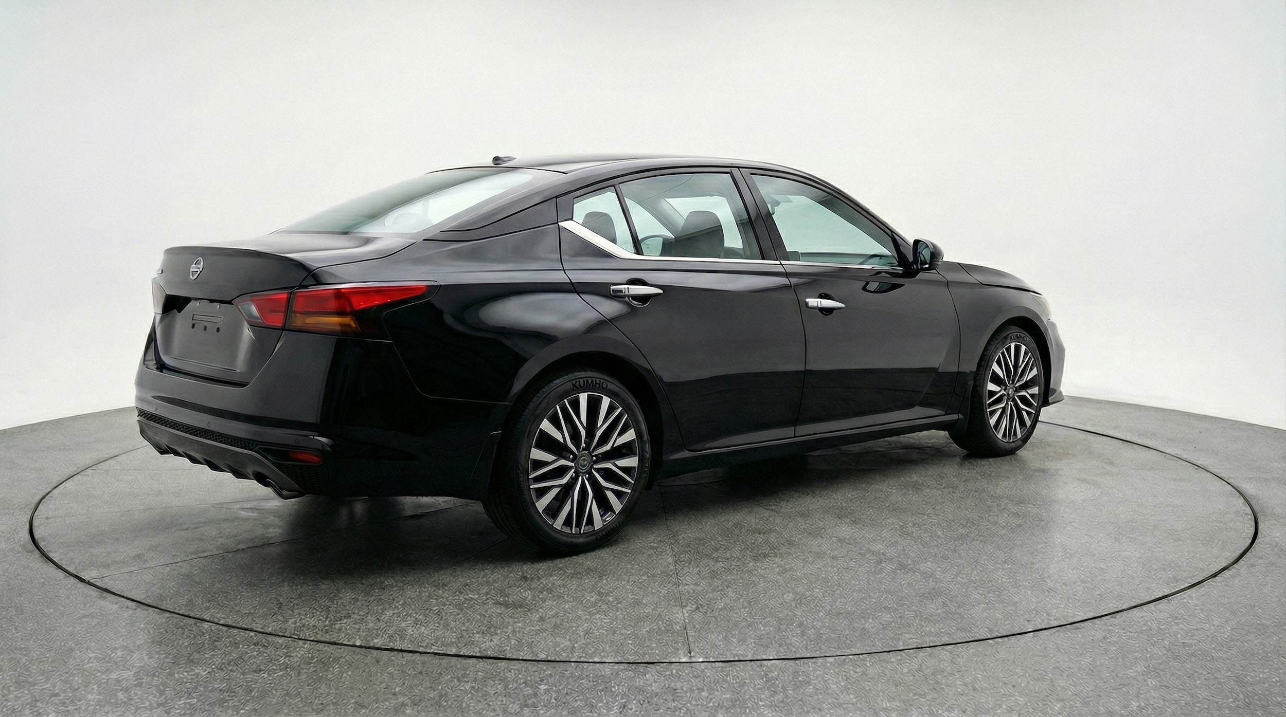 Thumbnail: 2025 Nissan Altima - 7