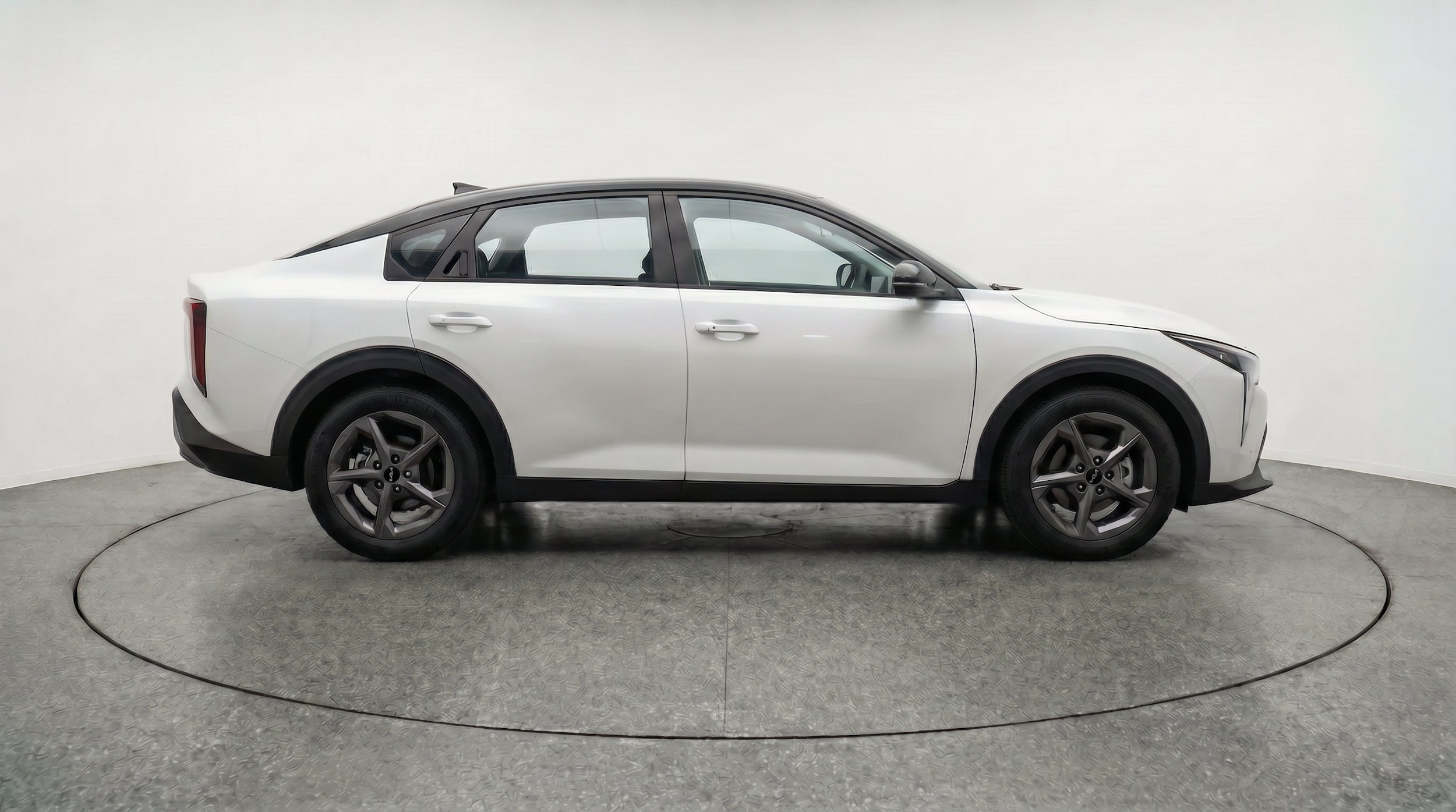 Thumbnail: 2026 Kia K4 - 10